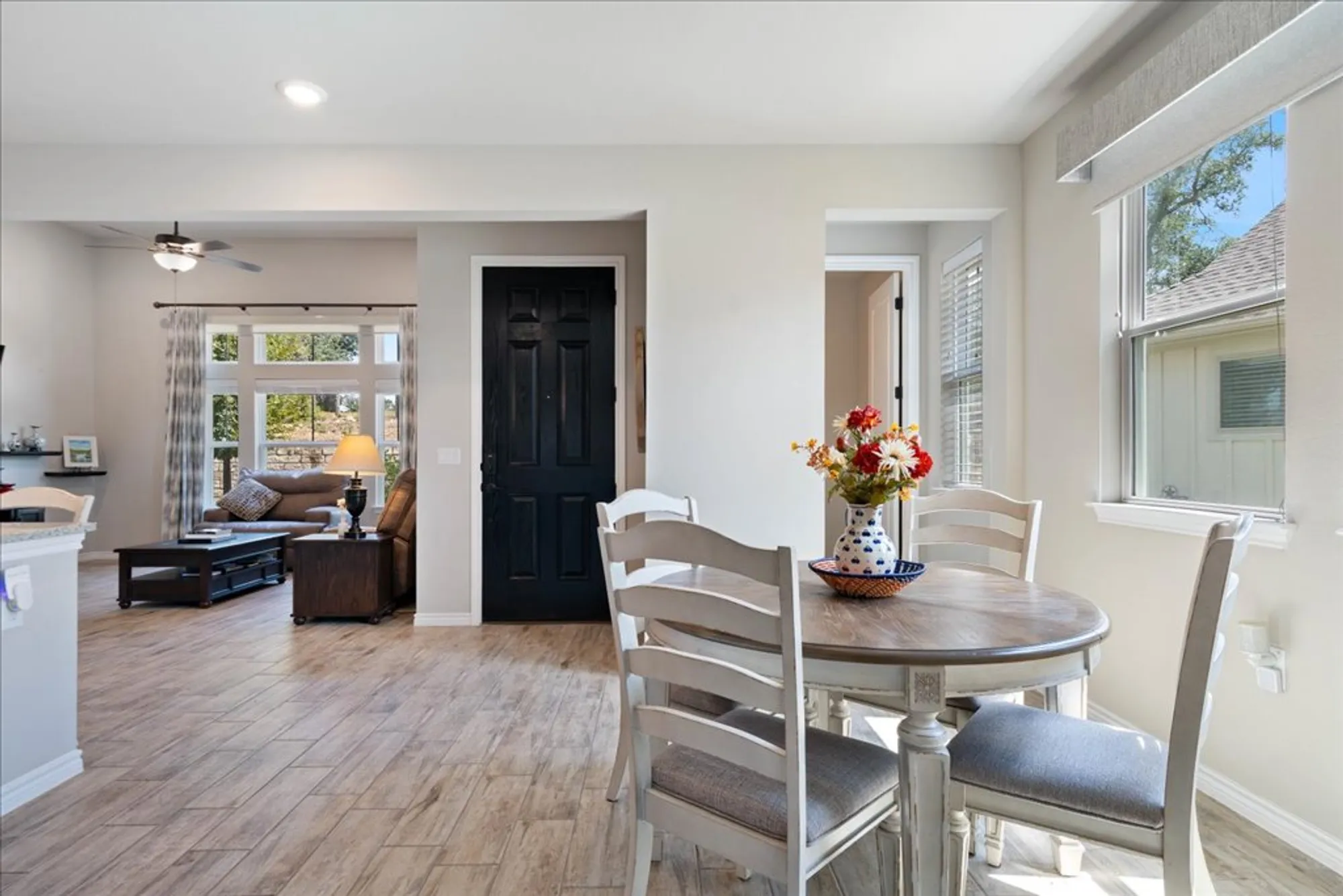 Property Slideshow image 11 of 29 | 220 bolivar way # 101, San Marcos, TX, 78666