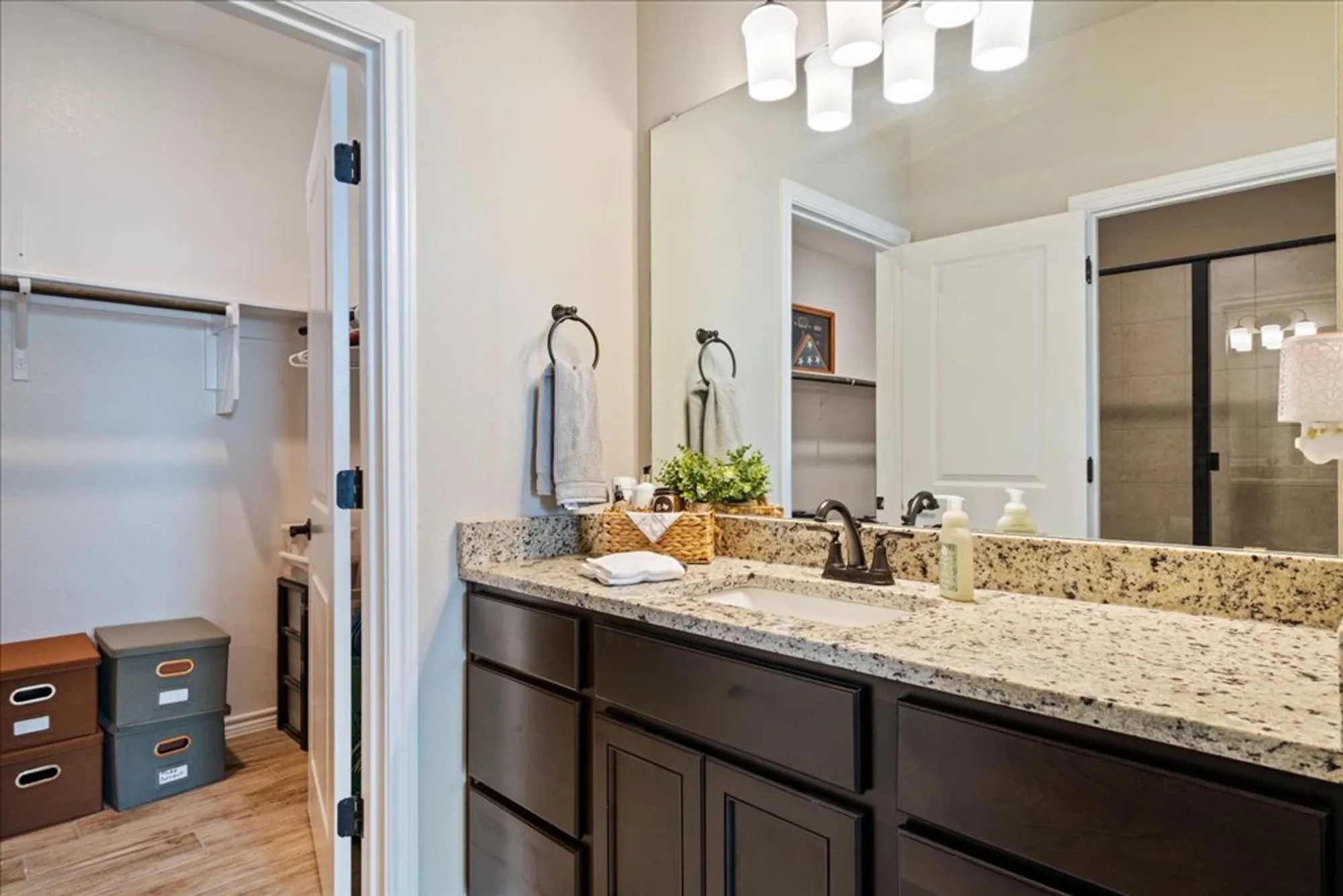 Property Slideshow image 20 of 29 | 220 bolivar way # 101, San Marcos, TX, 78666