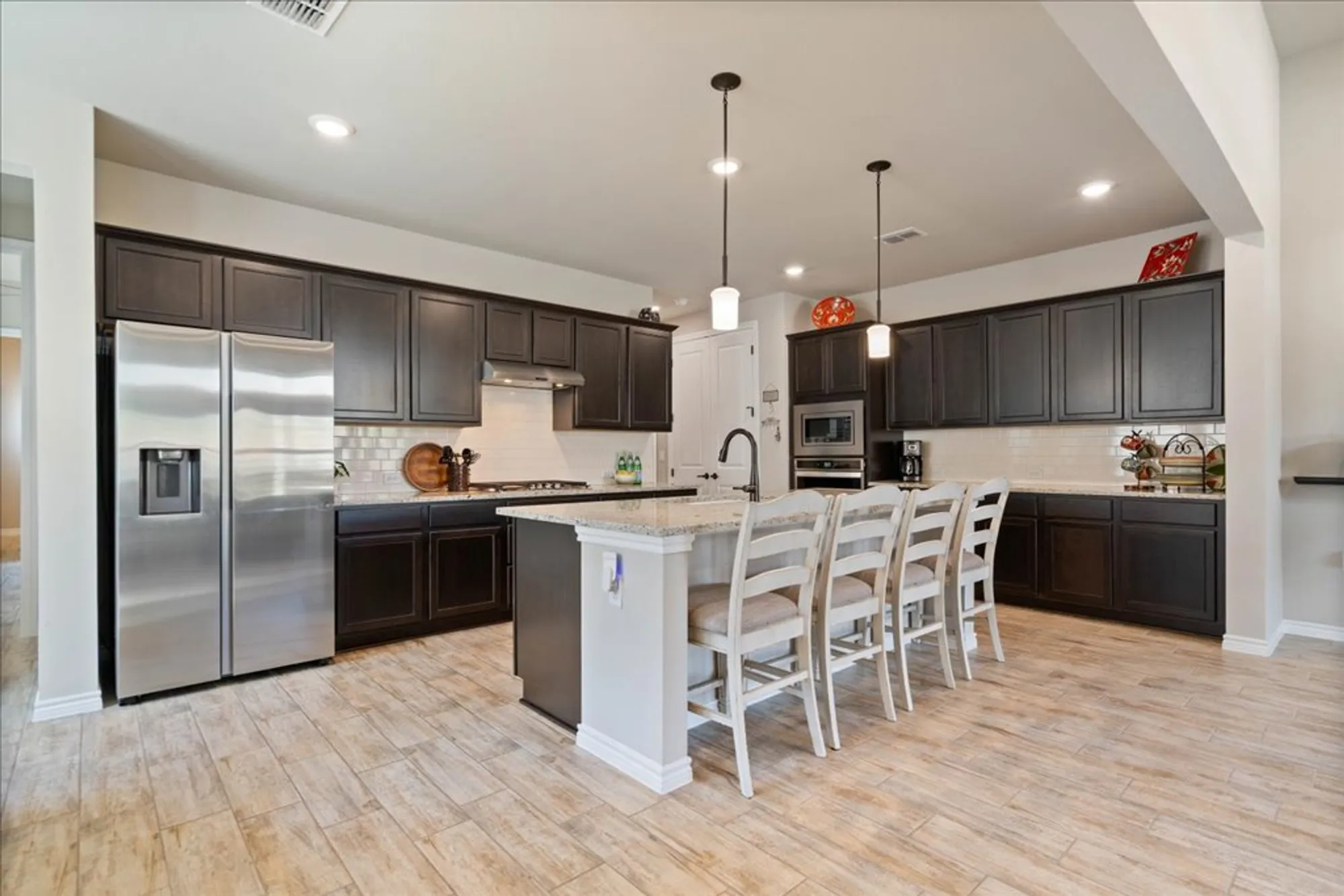 Property Slideshow image 7 of 29 | 220 bolivar way # 101, San Marcos, TX, 78666