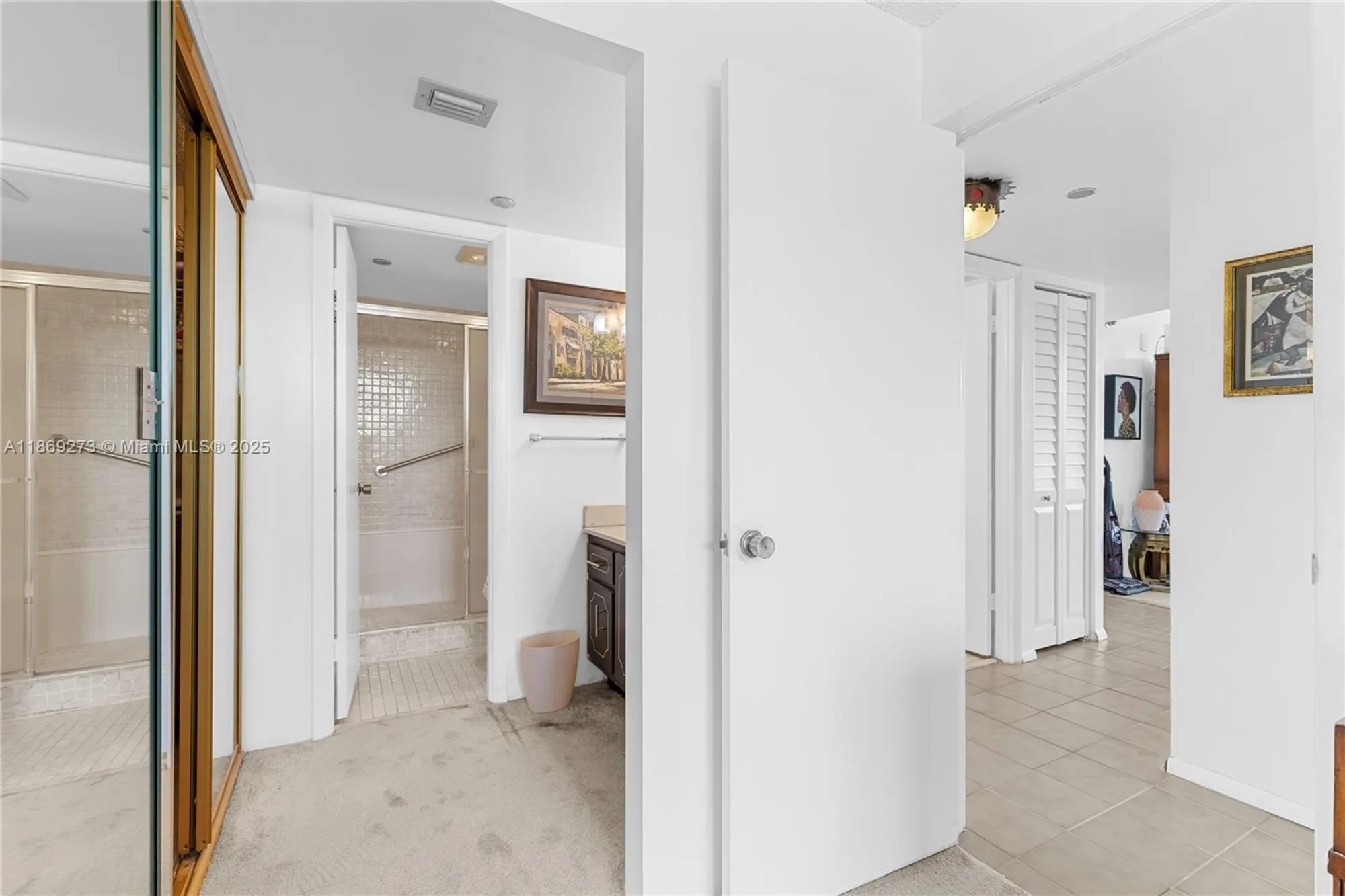 Property Slideshow image 14 of 29 | 1000 saint charles pl 319, Pembroke Pines, FL, 33026