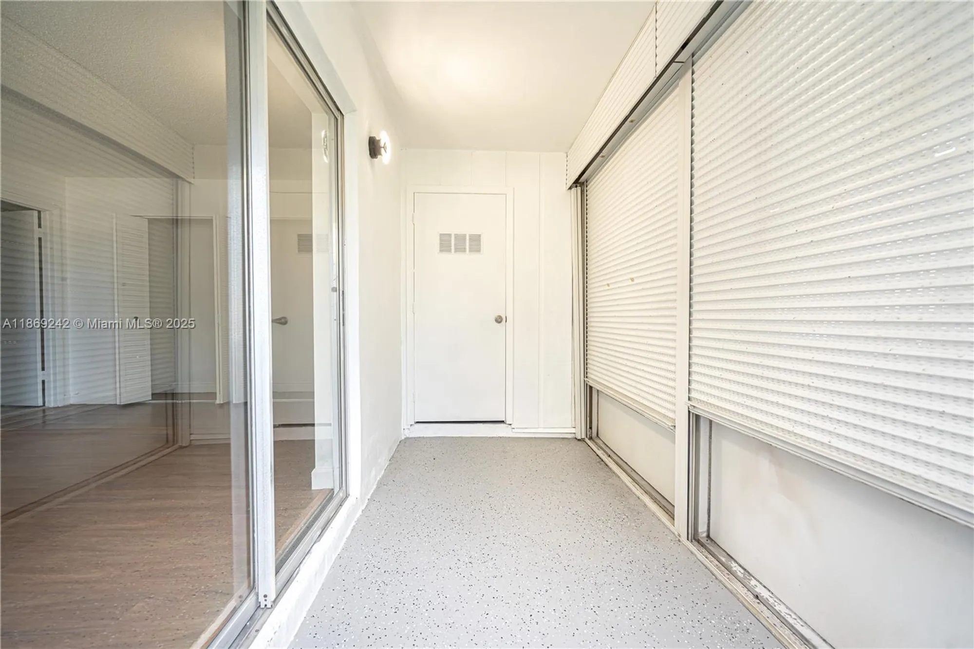 Property Slideshow image 23 of 41 | 402 capri i # 402, Delray Beach, FL, 33484