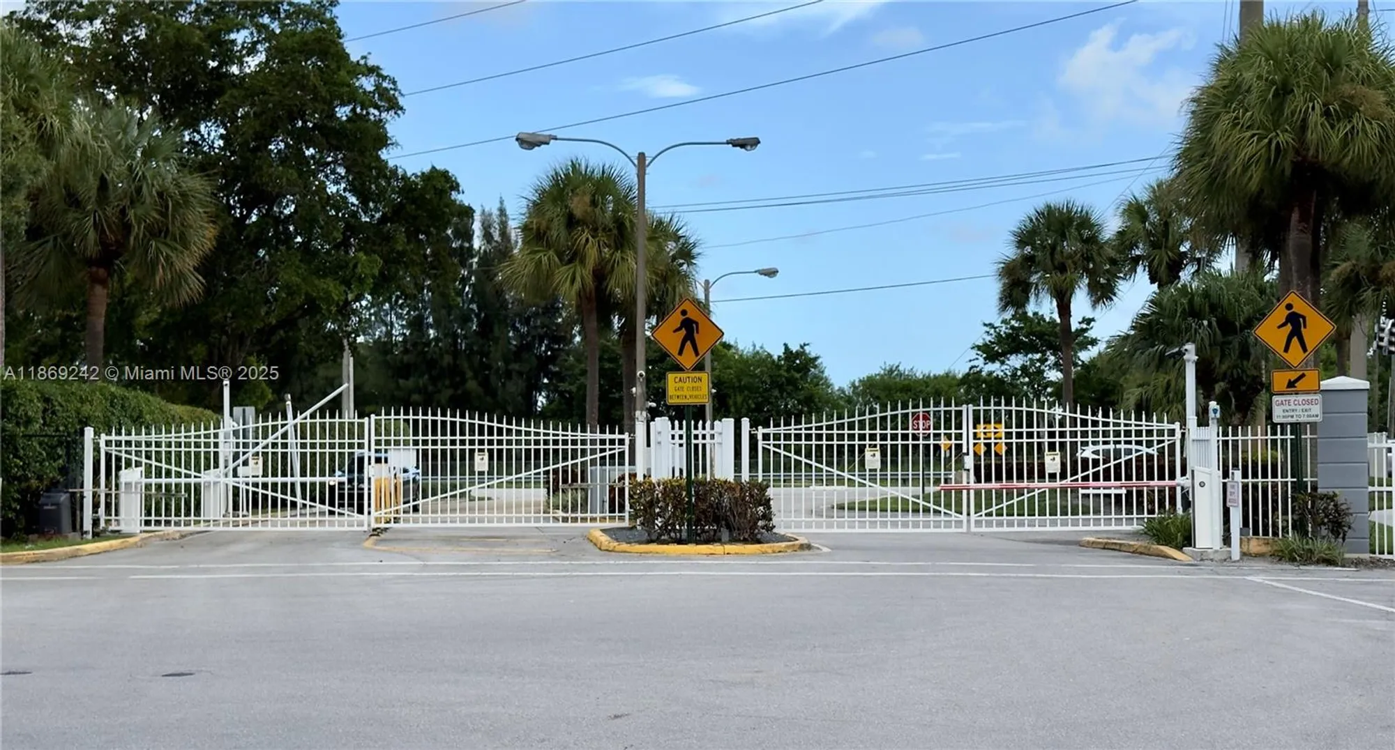 Property Slideshow image 34 of 41 | 402 capri i # 402, Delray Beach, FL, 33484