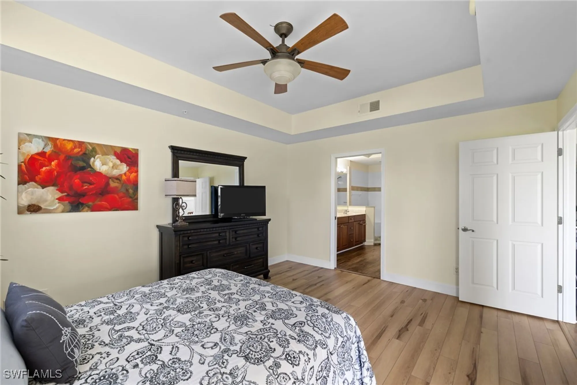 Property Slideshow image 15 of 40 | 10710 ravenna way 101, Fort Myers, FL, 33913