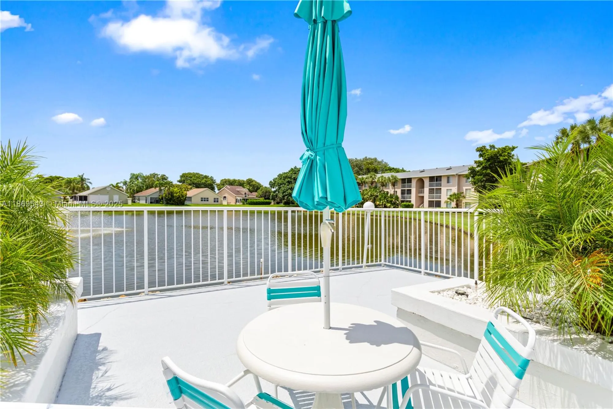 Property Slideshow image 28 of 32 | 13791 oneida dr f2, Delray Beach, FL, 33446