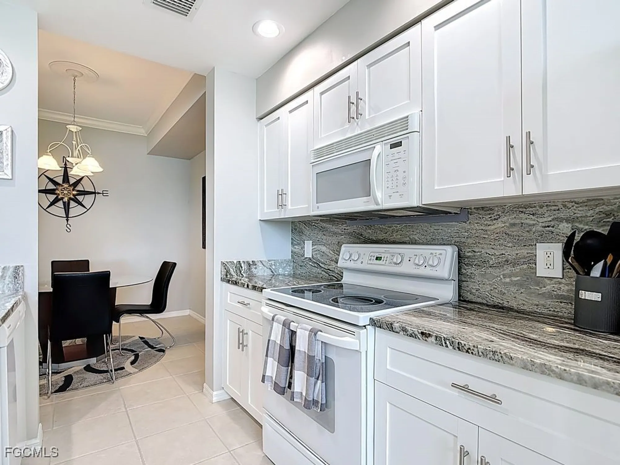 Property Slideshow image 11 of 46 | 10470 washingtonia palm way 1217, Fort Myers, FL, 33966