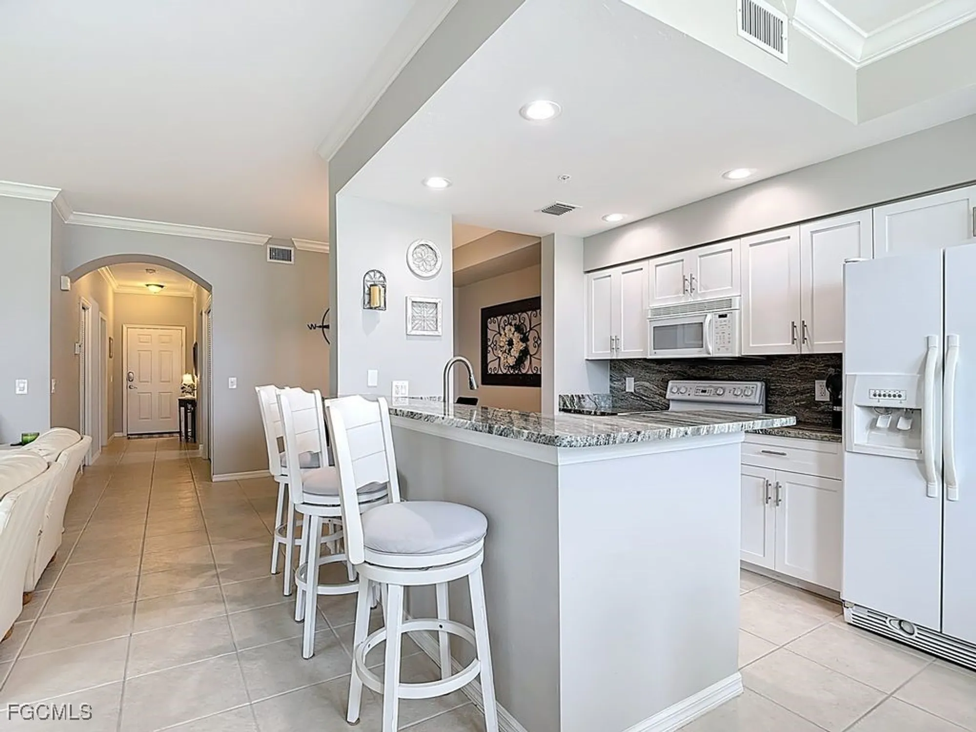 Property Slideshow image 12 of 46 | 10470 washingtonia palm way 1217, Fort Myers, FL, 33966