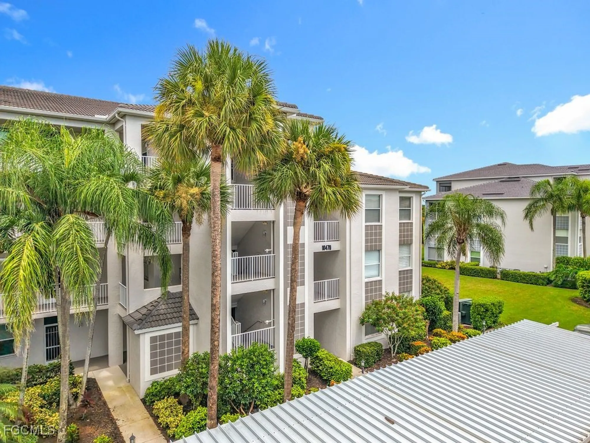 Property Slideshow image 42 of 46 | 10470 washingtonia palm way 1217, Fort Myers, FL, 33966