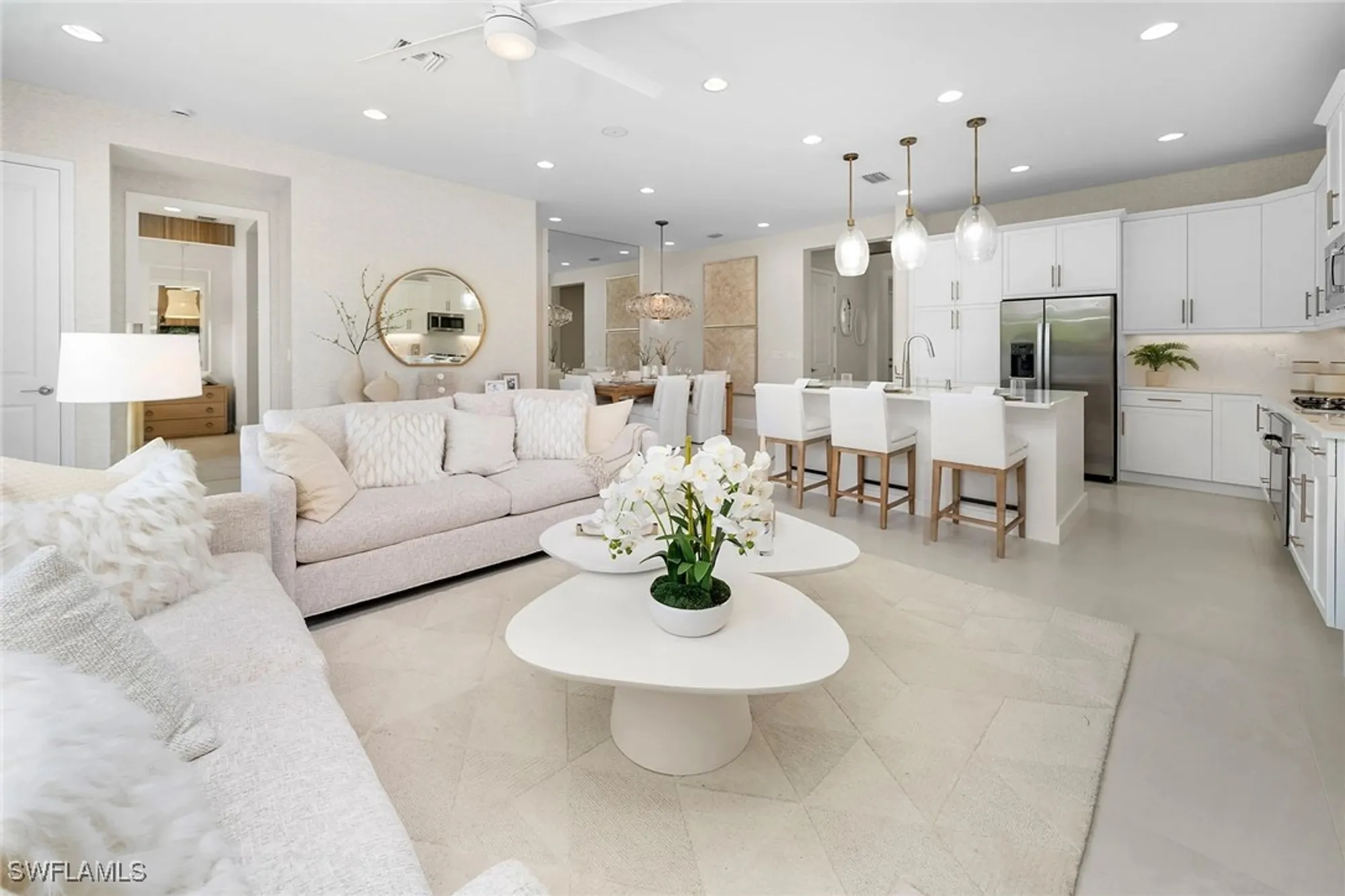 Property Slideshow image 2 of 16 | 2440 cambridge way, Naples, FL, 34112