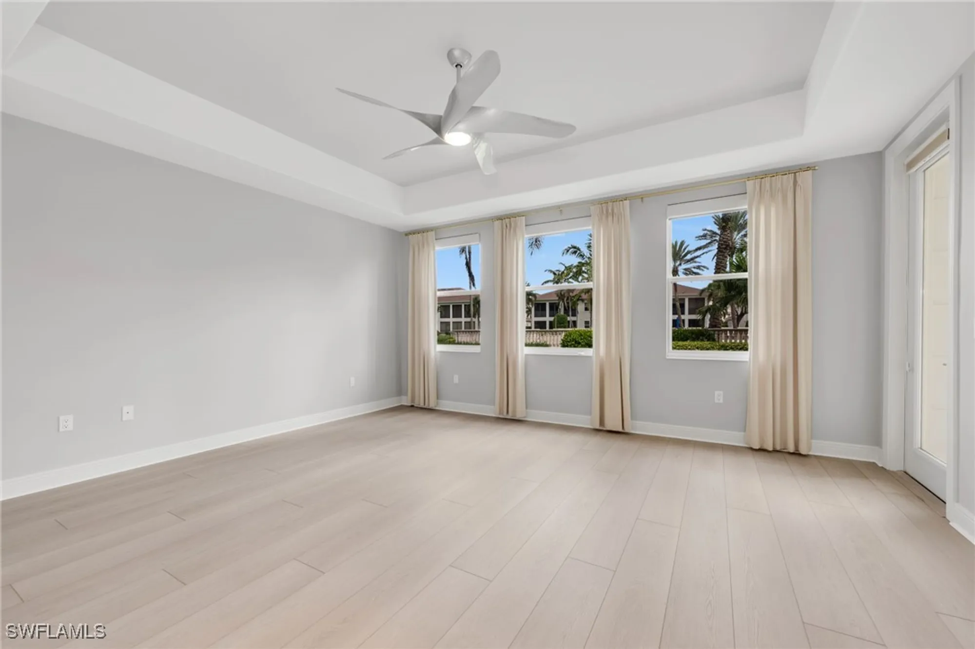 Property Slideshow image 12 of 28 | 583 avellino isles cir # 102, Naples, FL, 34119