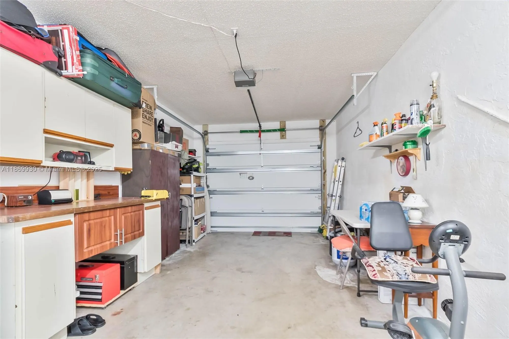 Property Slideshow image 18 of 21 | 9021 nw 13th st, Plantation, FL, 33322