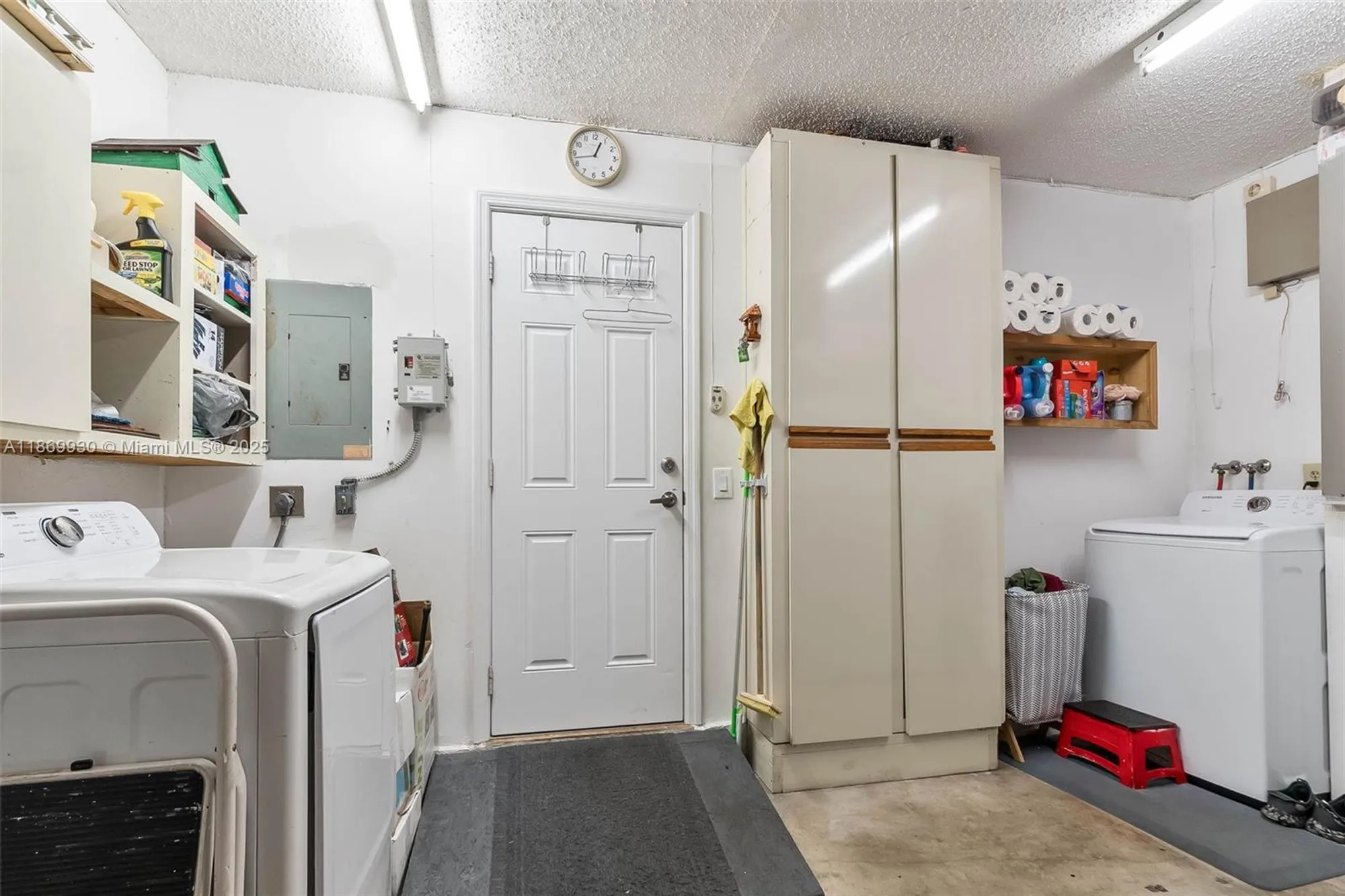 Property Slideshow image 19 of 21 | 9021 nw 13th st, Plantation, FL, 33322