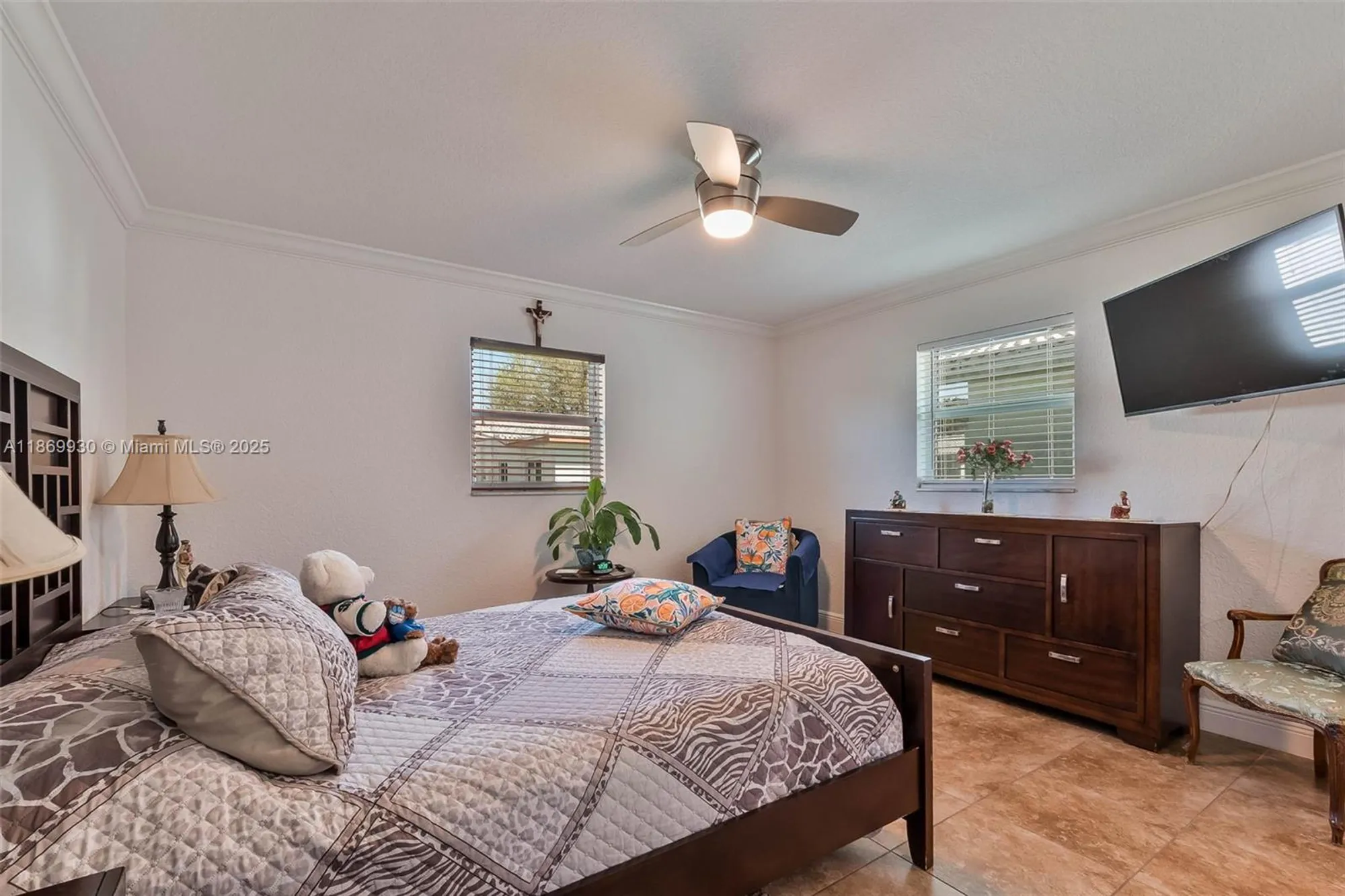 Property Slideshow image 10 of 21 | 9021 nw 13th st, Plantation, FL, 33322