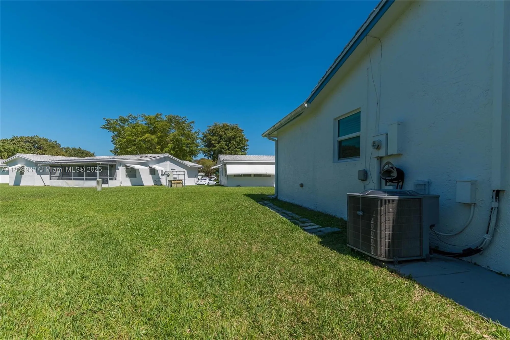 Property Slideshow image 20 of 21 | 9021 nw 13th st, Plantation, FL, 33322