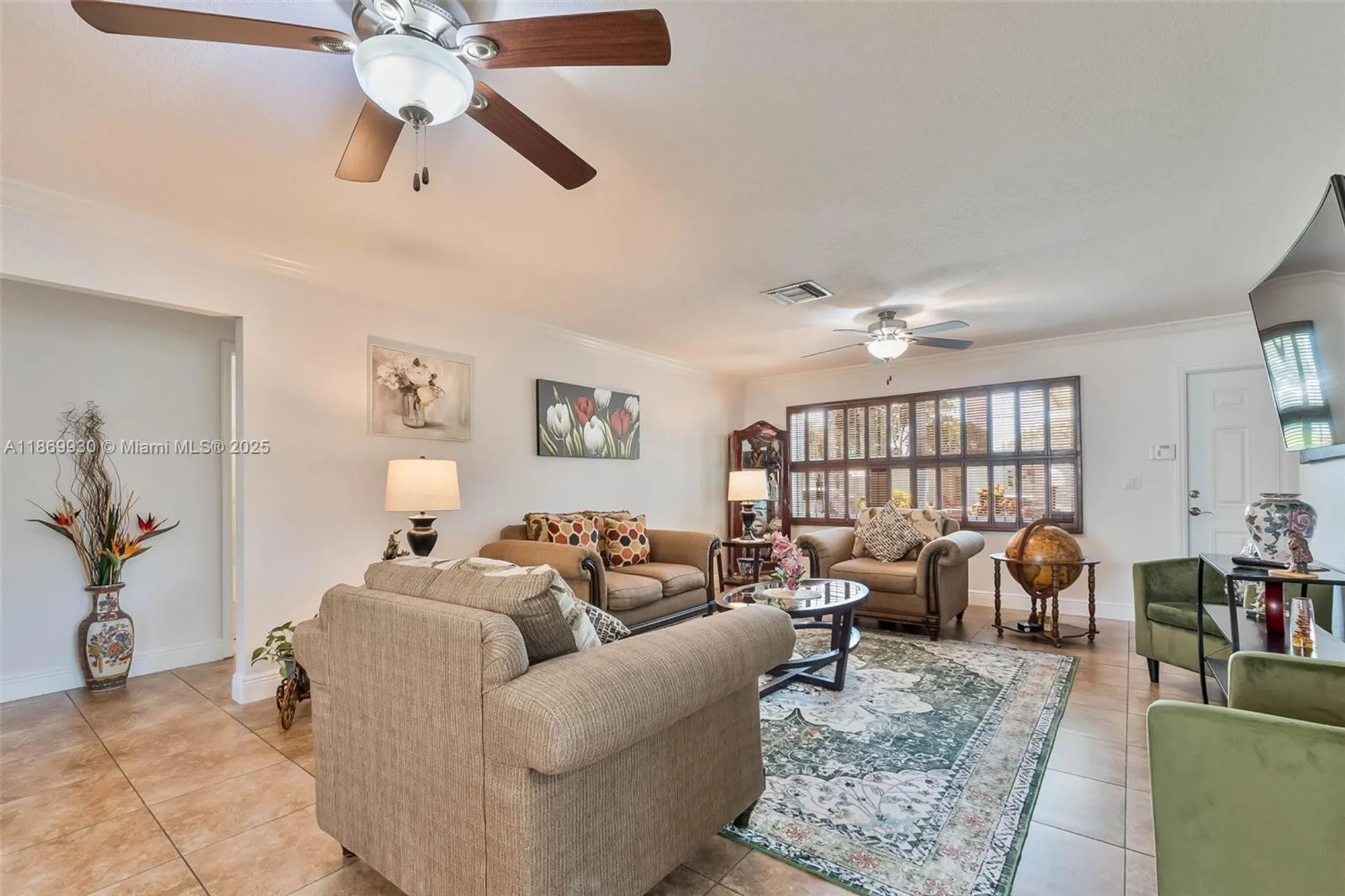 Property Slideshow image 5 of 21 | 9021 nw 13th st, Plantation, FL, 33322