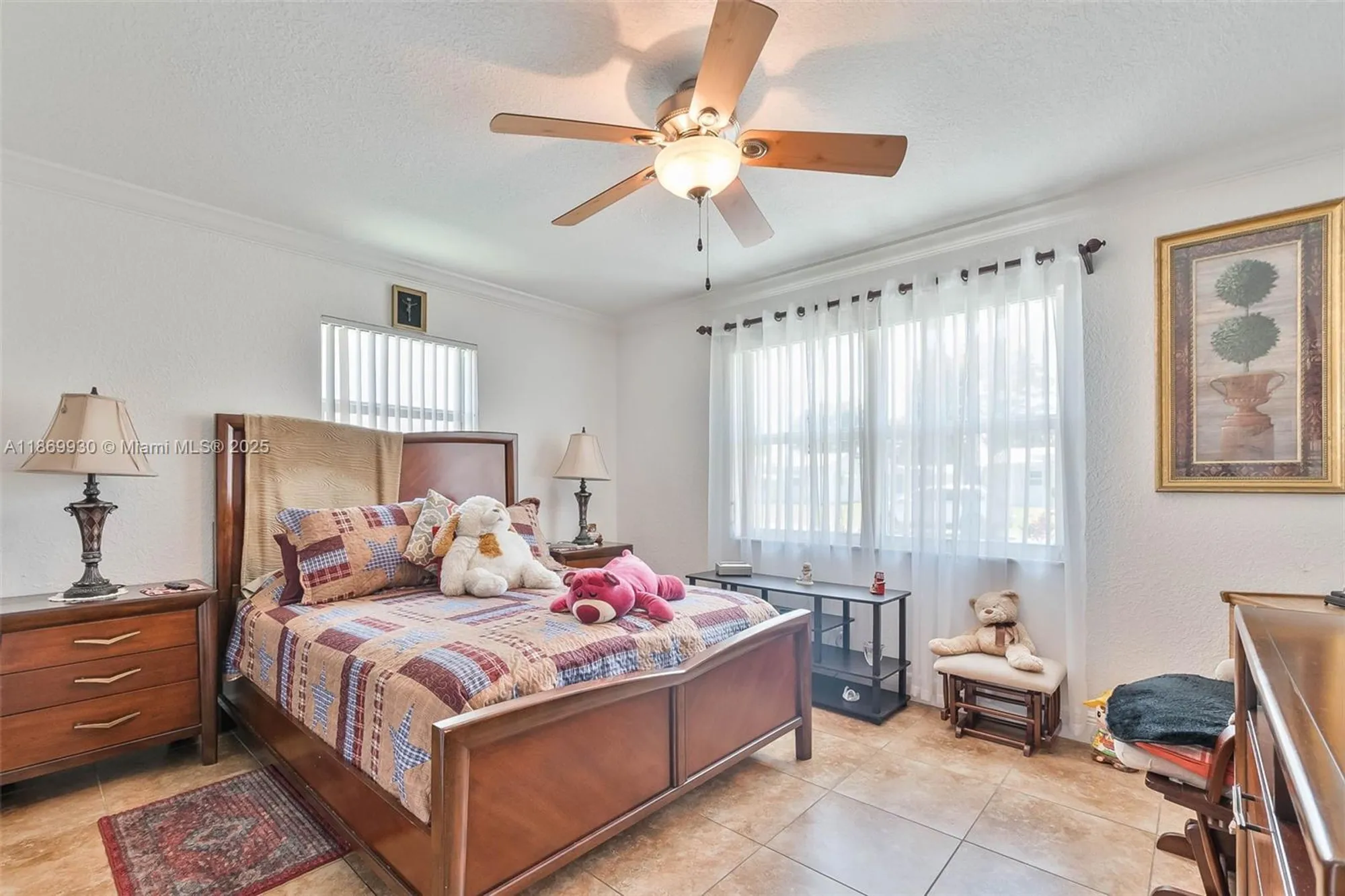 Property Slideshow image 8 of 21 | 9021 nw 13th st, Plantation, FL, 33322