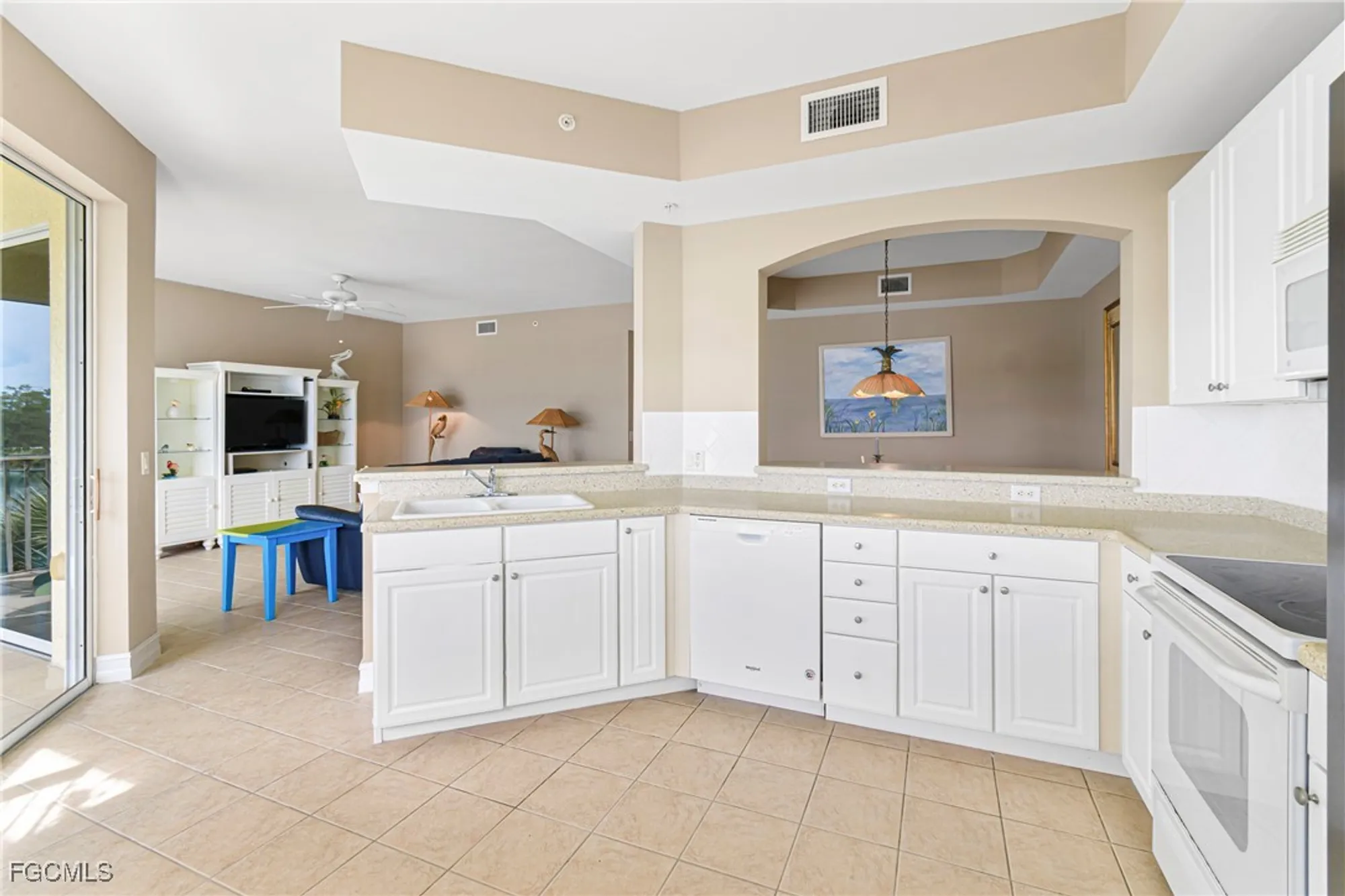 Property Slideshow image 20 of 50 | 10730 ravenna way 305, Fort Myers, FL, 33913