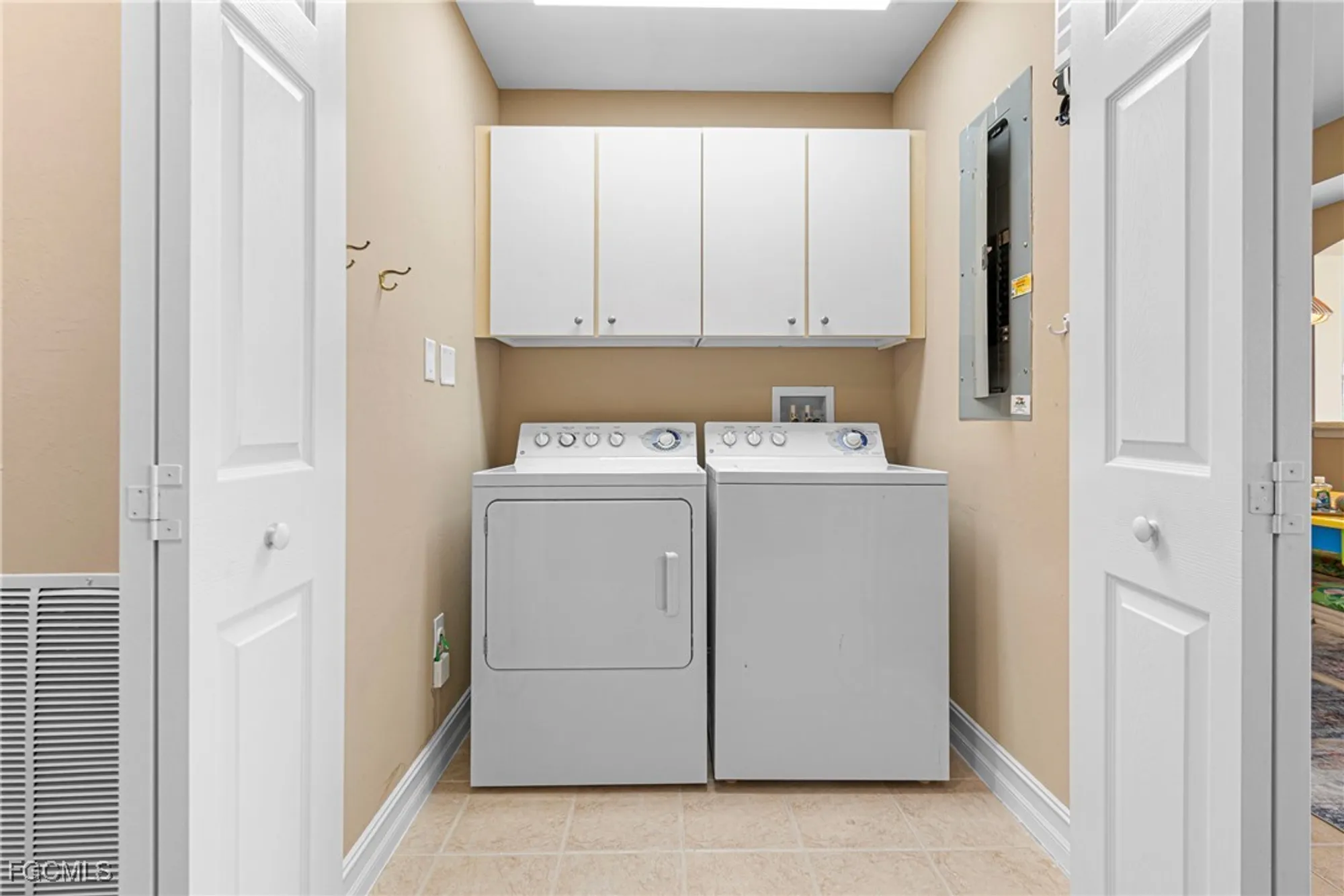 Property Slideshow image 34 of 50 | 10730 ravenna way 305, Fort Myers, FL, 33913