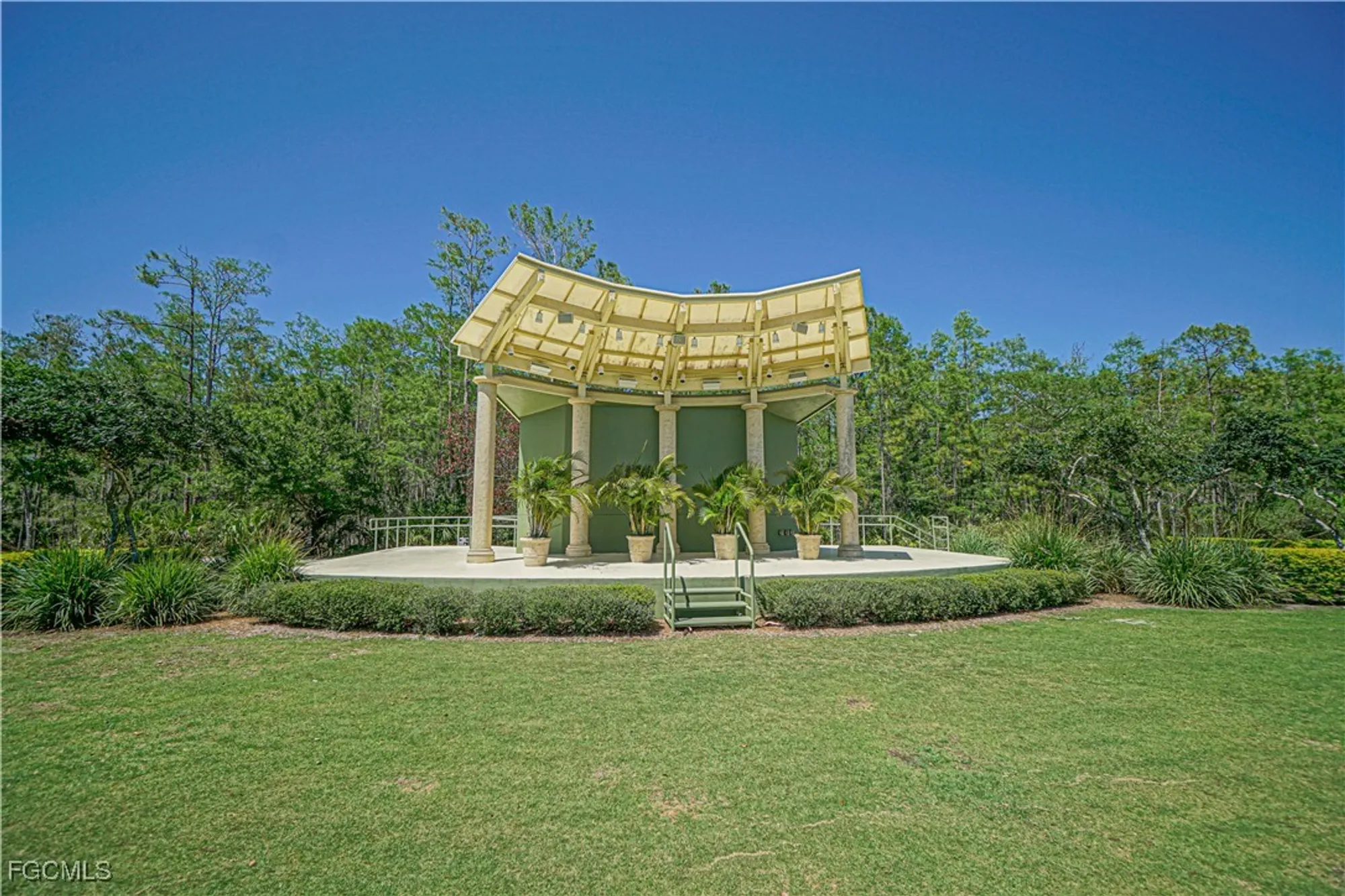 Property Slideshow image 38 of 50 | 10730 ravenna way 305, Fort Myers, FL, 33913