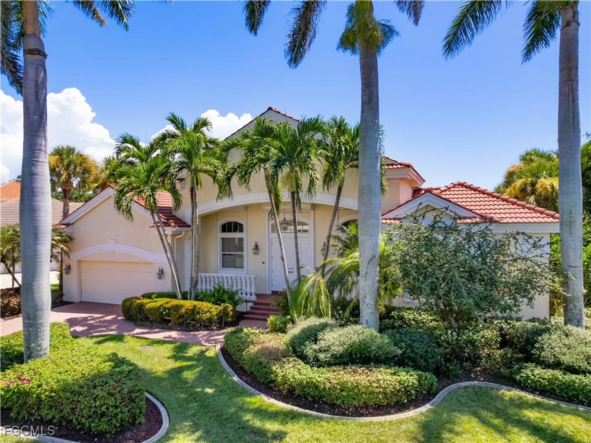 Property Slideshow image 2 of 43 | 11511 compass point dr, Fort Myers, FL, 33908