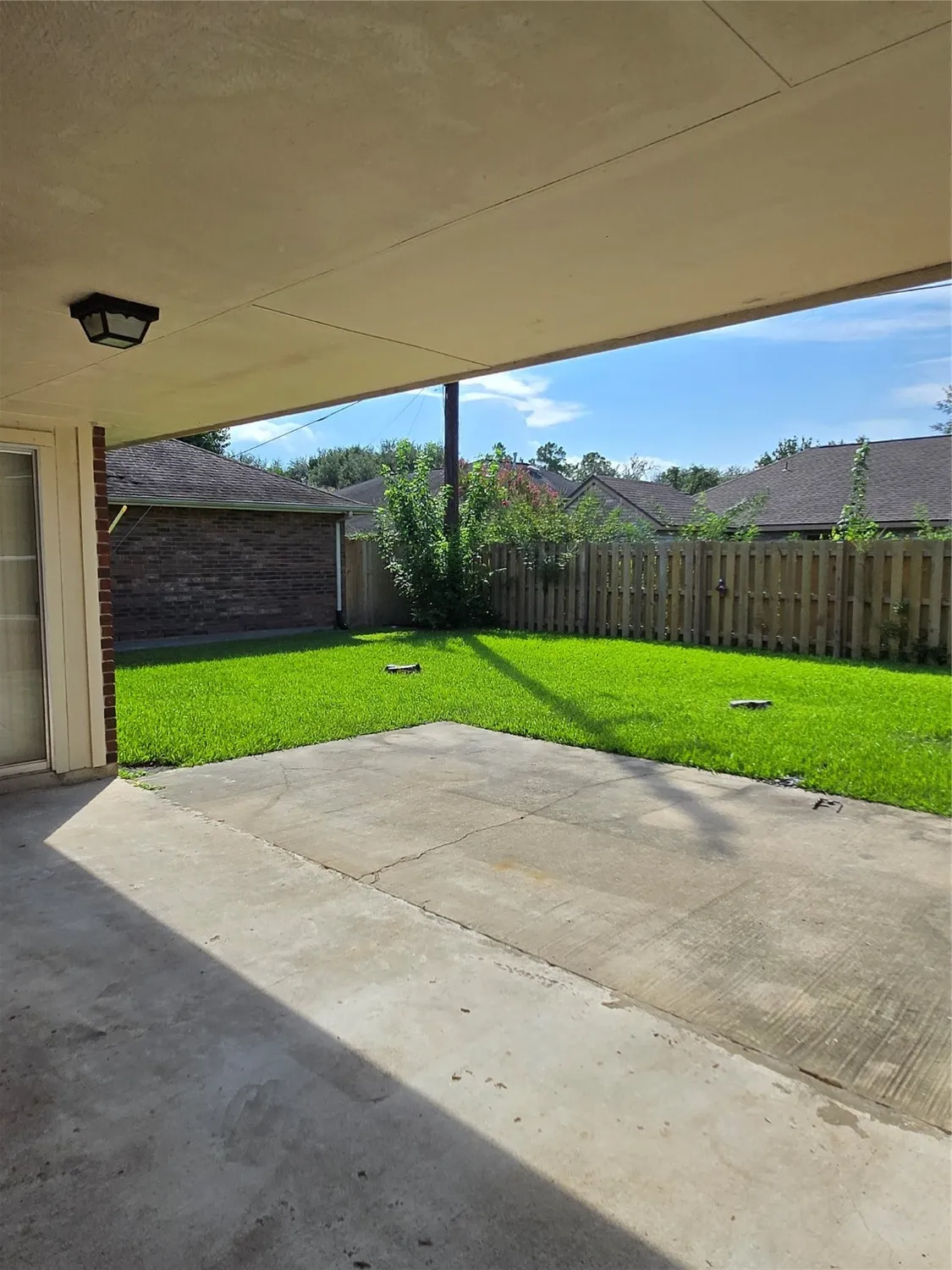 Property Slideshow image 17 of 36 | 2730 n larkspur cir, Pearland, TX, 77584