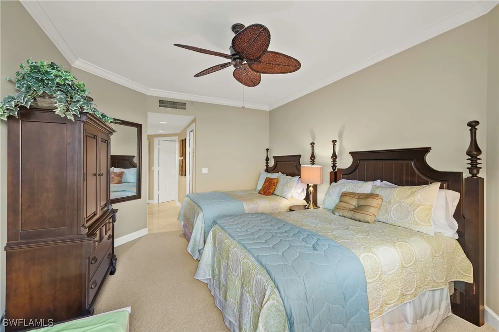 Property Slideshow image 17 of 21 | 8990 bay colony dr 1002, Naples, FL, 34108