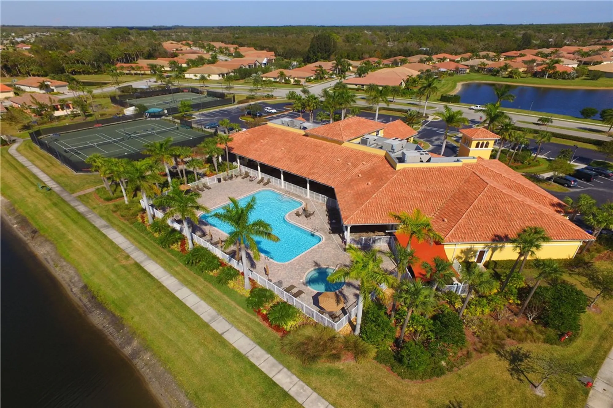 Property Slideshow image 30 of 35 | 6345 oxford cir unit 101a, Vero Beach, FL, 32966