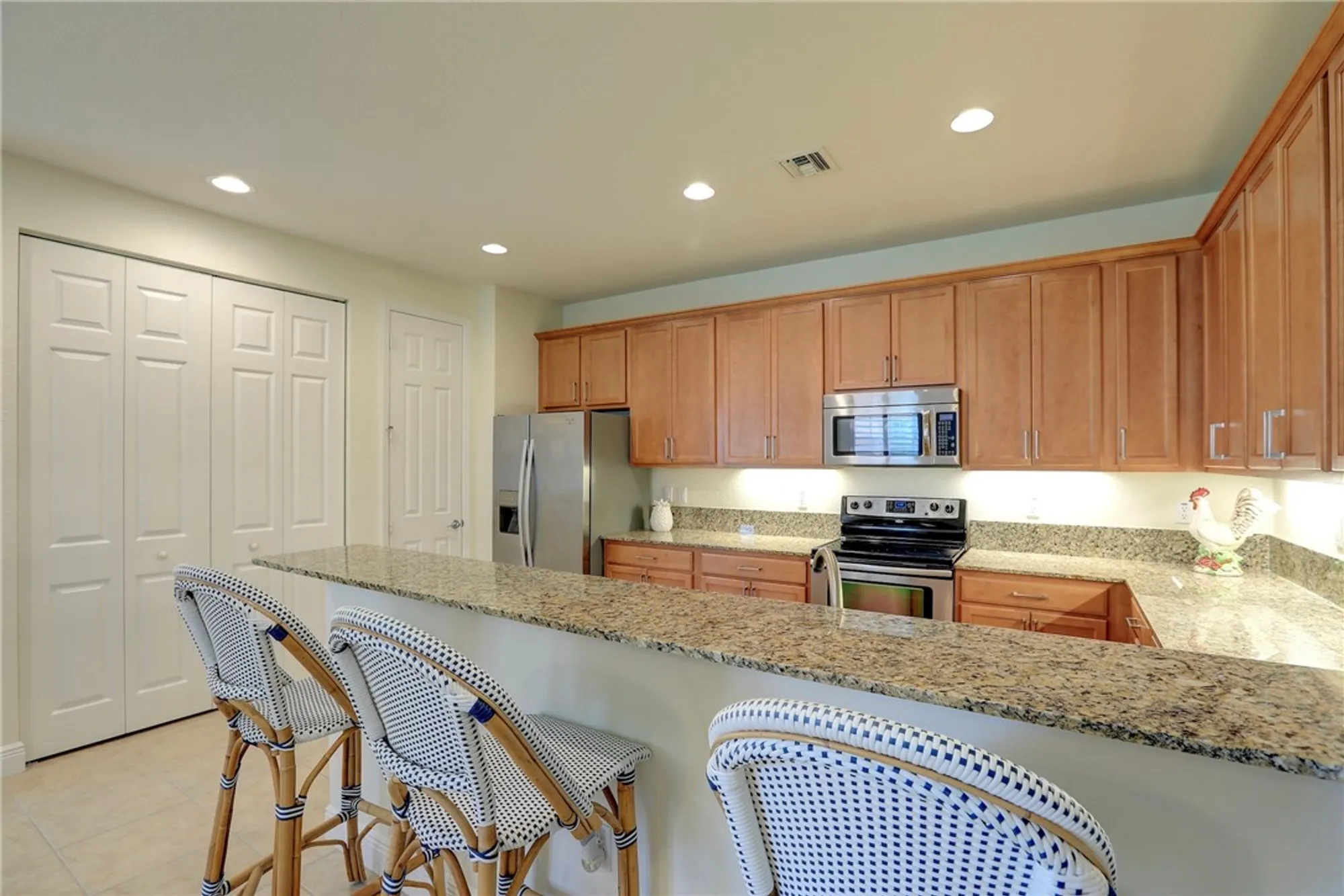 Property Slideshow image 8 of 35 | 6345 oxford cir unit 101a, Vero Beach, FL, 32966