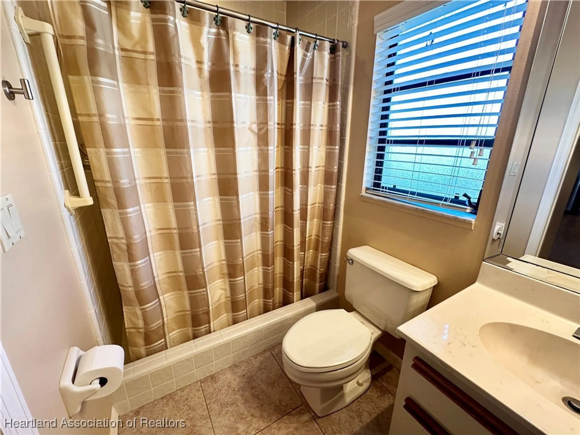 Property Slideshow image 15 of 48 | 10 wildwood way, Lake Placid, FL, 33852