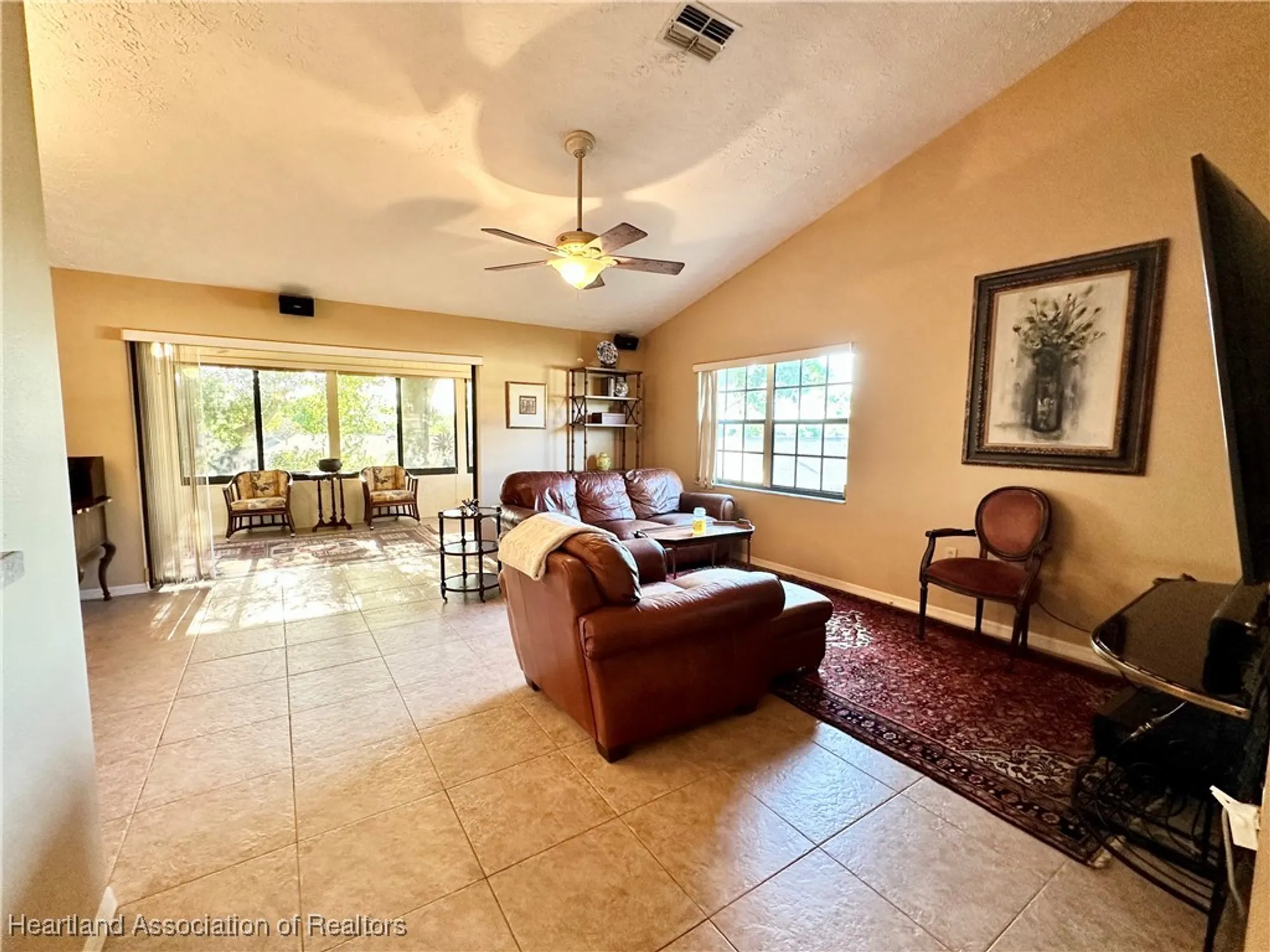 Property Slideshow image 16 of 48 | 10 wildwood way, Lake Placid, FL, 33852