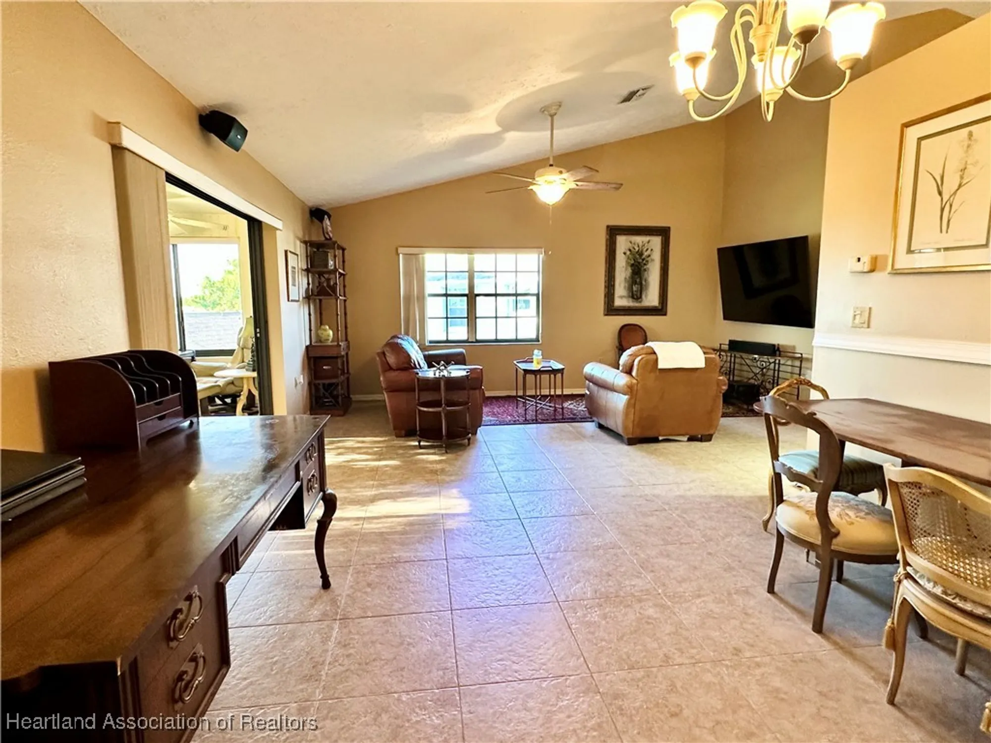 Property Slideshow image 23 of 48 | 10 wildwood way, Lake Placid, FL, 33852