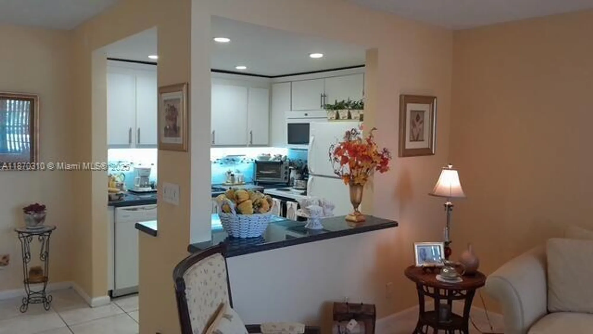 Property Slideshow image 9 of 35 | 1087 harwood f # 1087, Deerfield Beach, FL, 33442