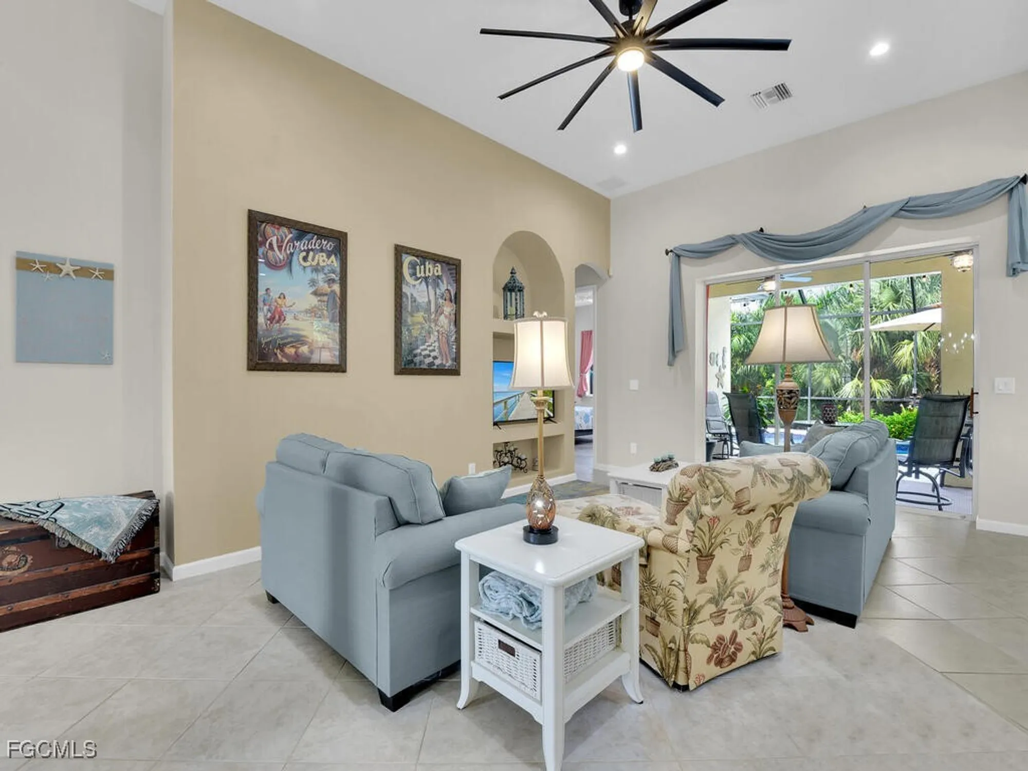 Property Slideshow image 16 of 47 | 11910 bramble cove dr, Fort Myers, FL, 33905