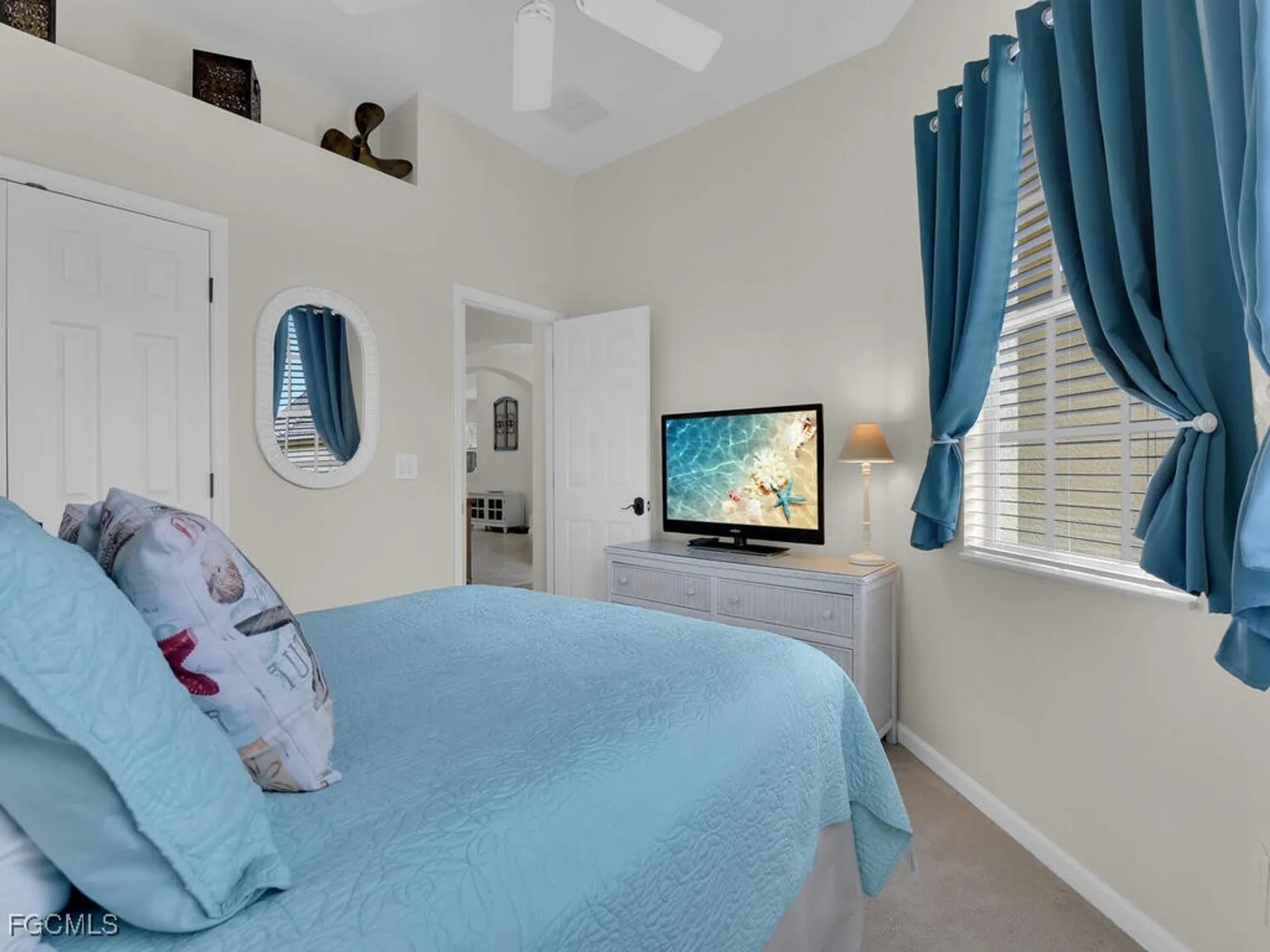 Property Slideshow image 24 of 47 | 11910 bramble cove dr, Fort Myers, FL, 33905