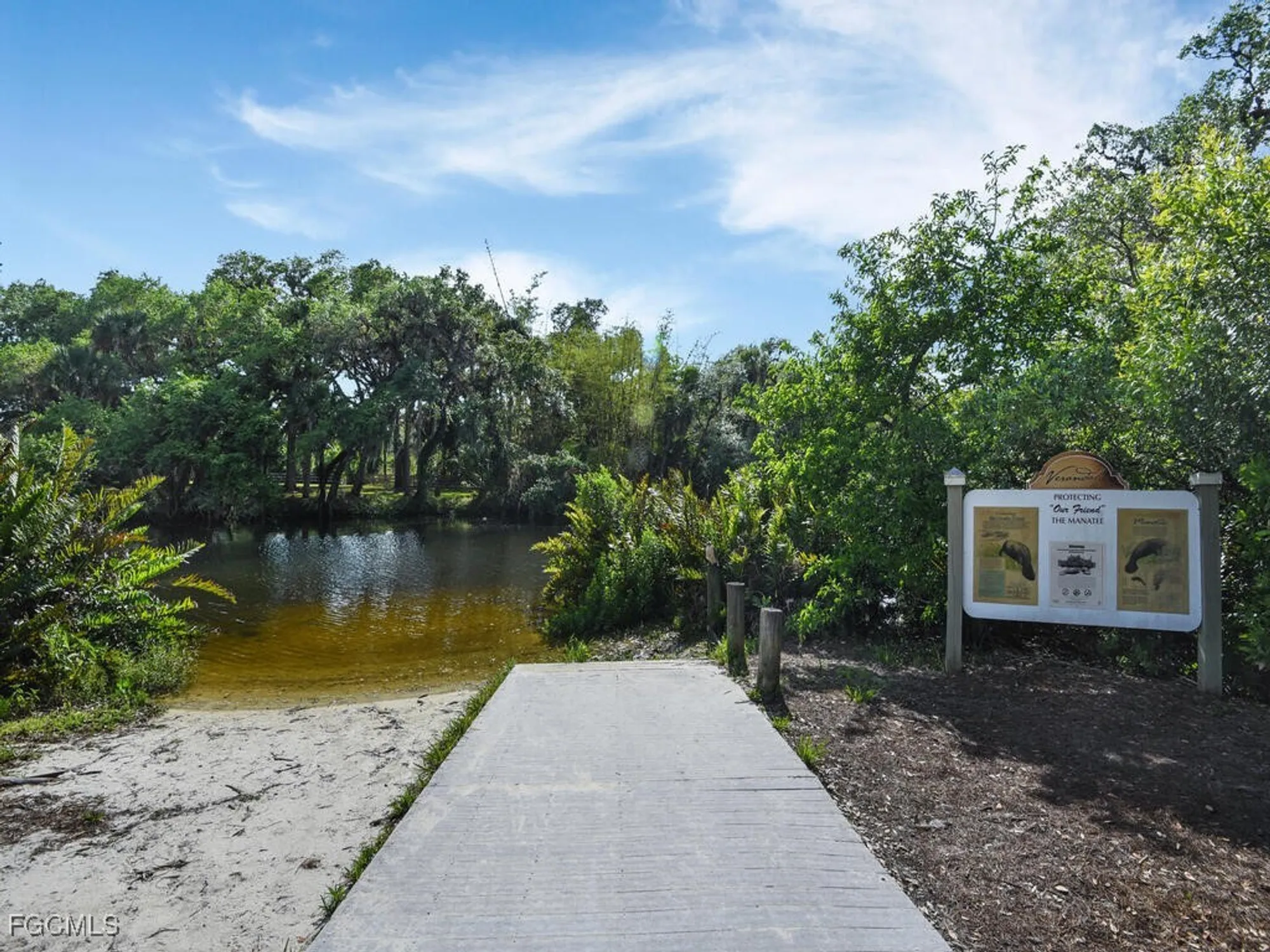 Property Slideshow image 39 of 47 | 11910 bramble cove dr, Fort Myers, FL, 33905