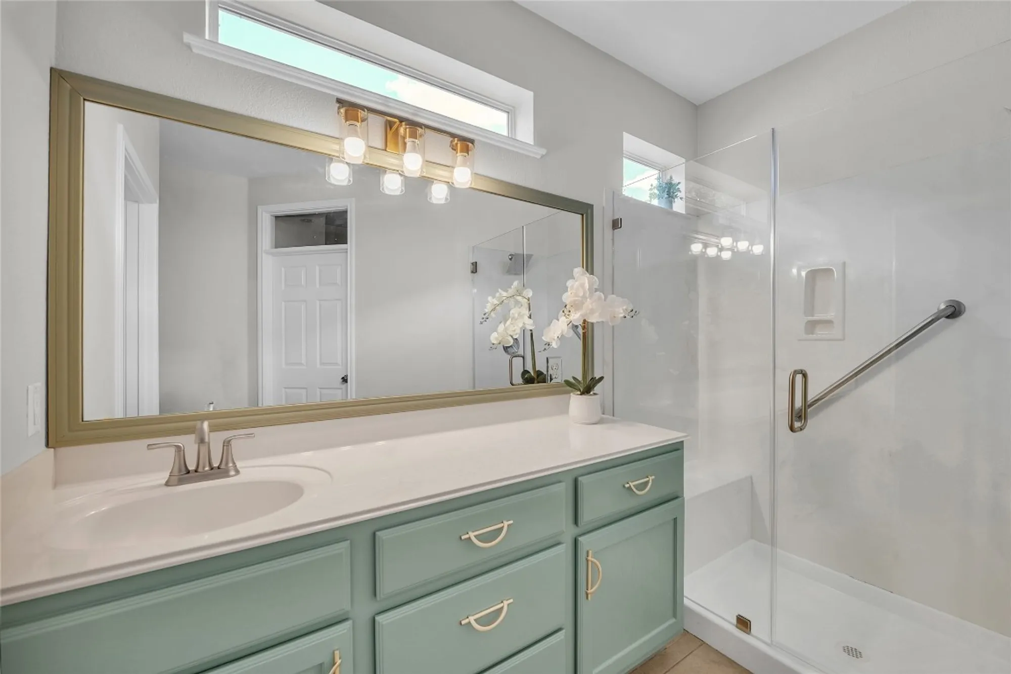 Property Slideshow image 11 of 20 | 134 whispering wind dr, Georgetown, TX, 78633