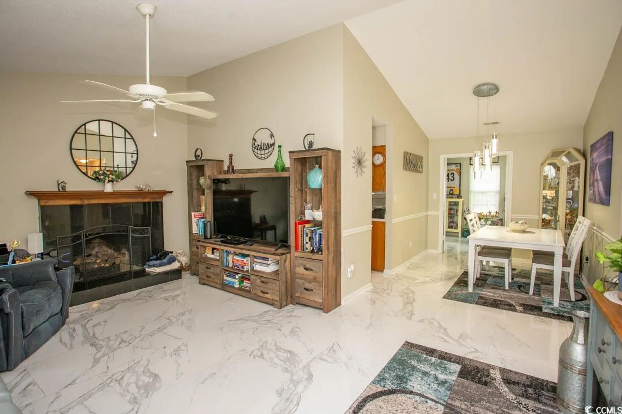 Property Slideshow image 4 of 33 | 654 bluebird ln, Murrells Inlet, SC, 29576