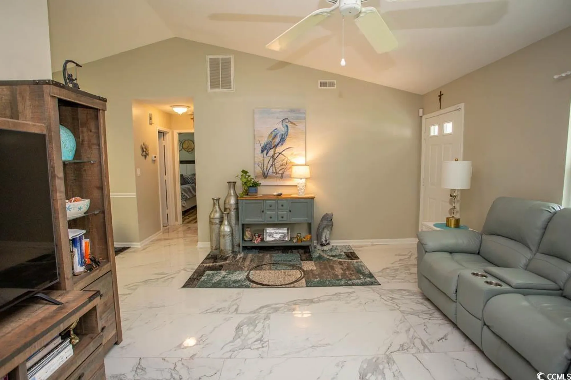 Property Slideshow image 5 of 33 | 654 bluebird ln, Murrells Inlet, SC, 29576