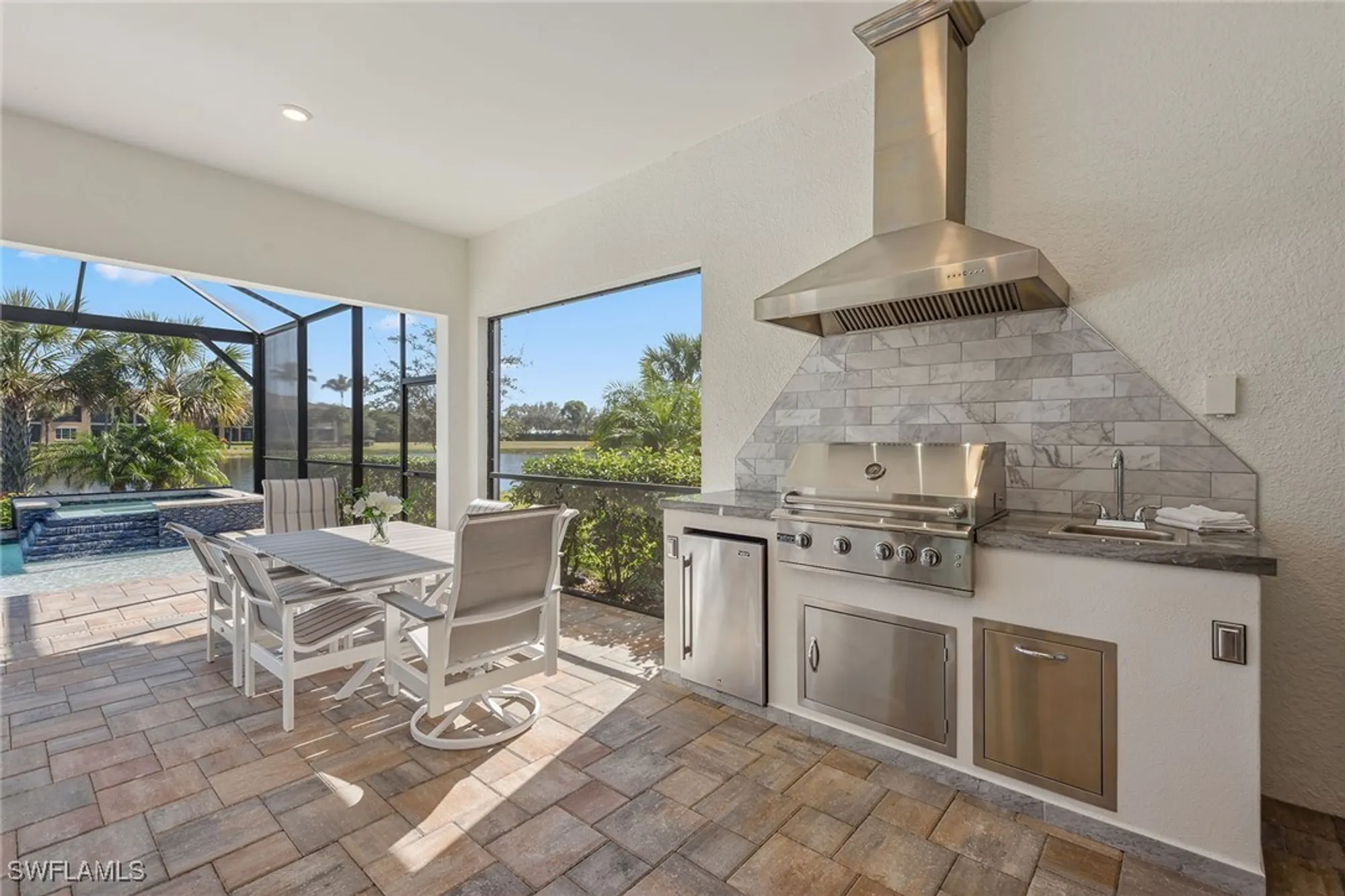 Property Slideshow image 26 of 50 | 2720 amaranda ct, Naples, FL, 34114