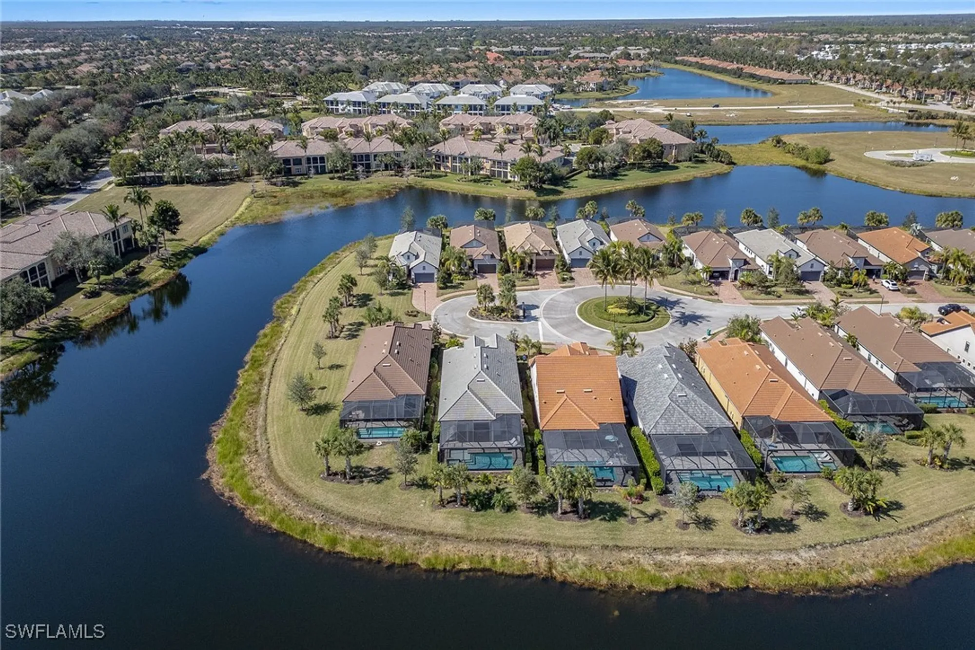 Property Slideshow image 35 of 50 | 2720 amaranda ct, Naples, FL, 34114