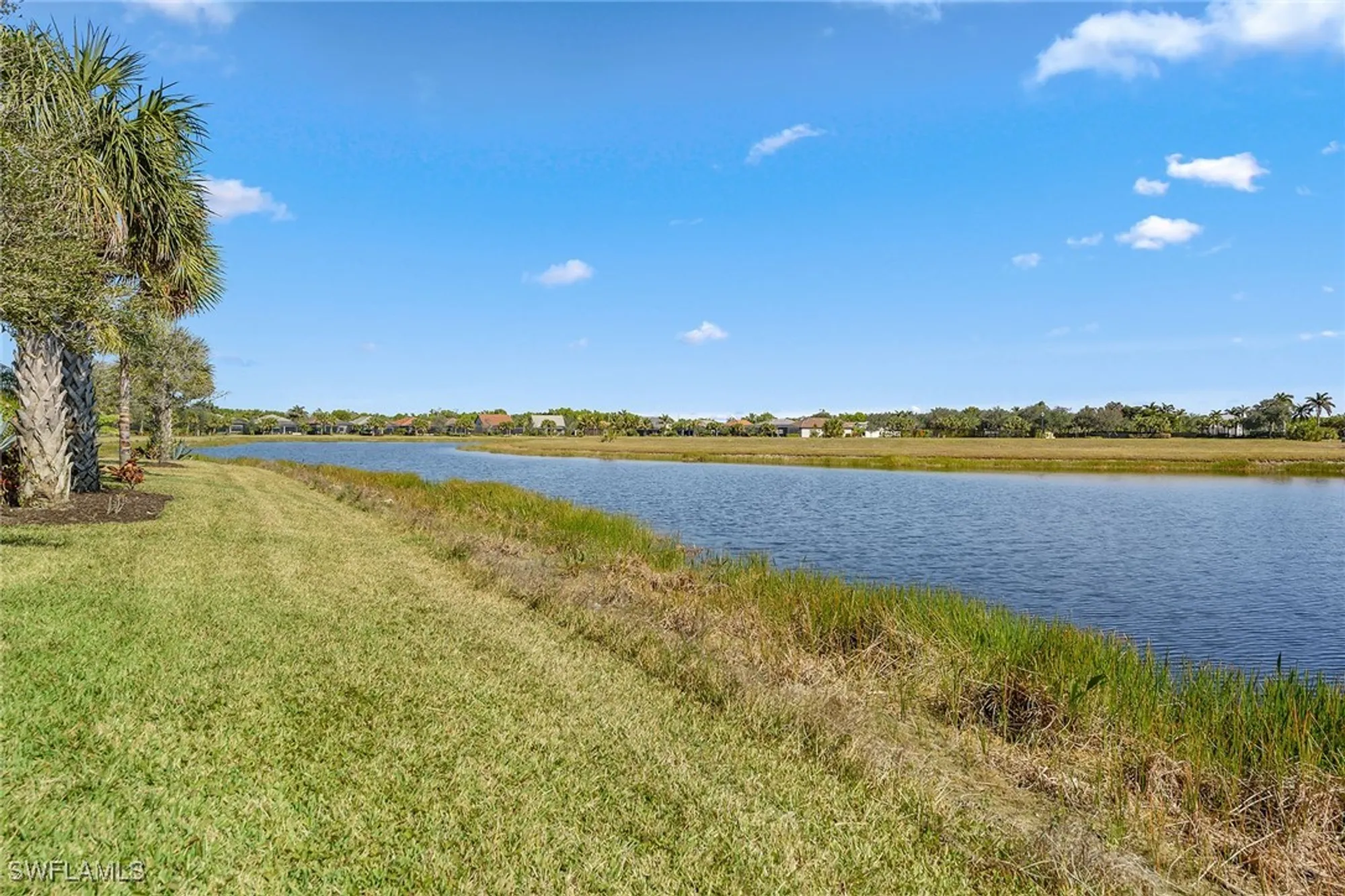 Property Slideshow image 31 of 50 | 2720 amaranda ct, Naples, FL, 34114