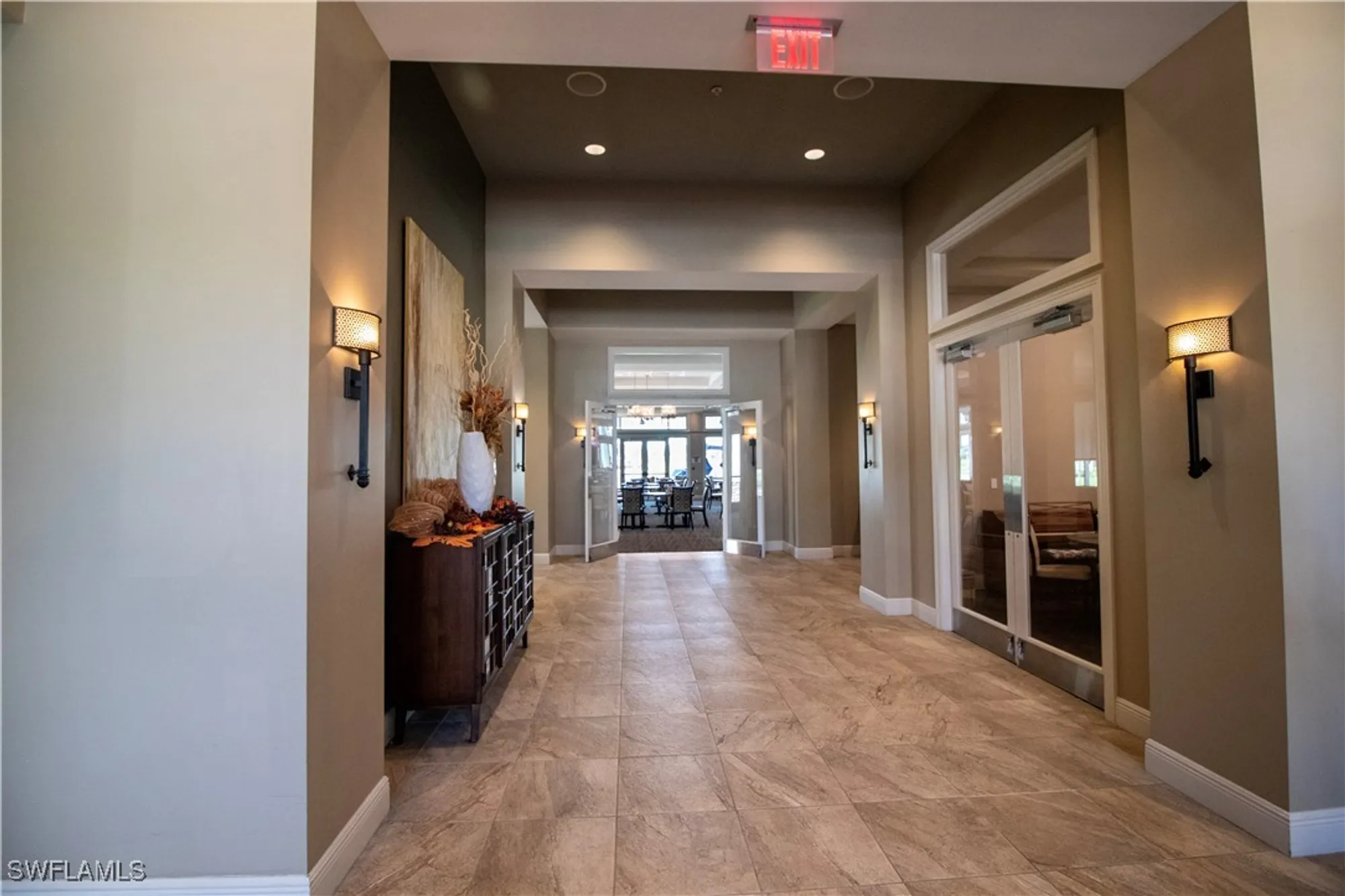 Property Slideshow image 22 of 24 | 5585 trailwinds dr 314, Fort Myers, FL, 33907