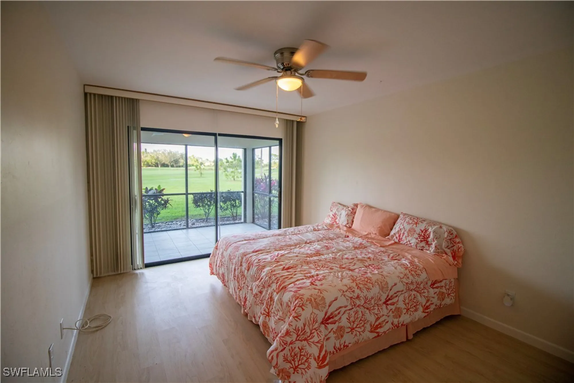 Property Slideshow image 8 of 24 | 5585 trailwinds dr 314, Fort Myers, FL, 33907