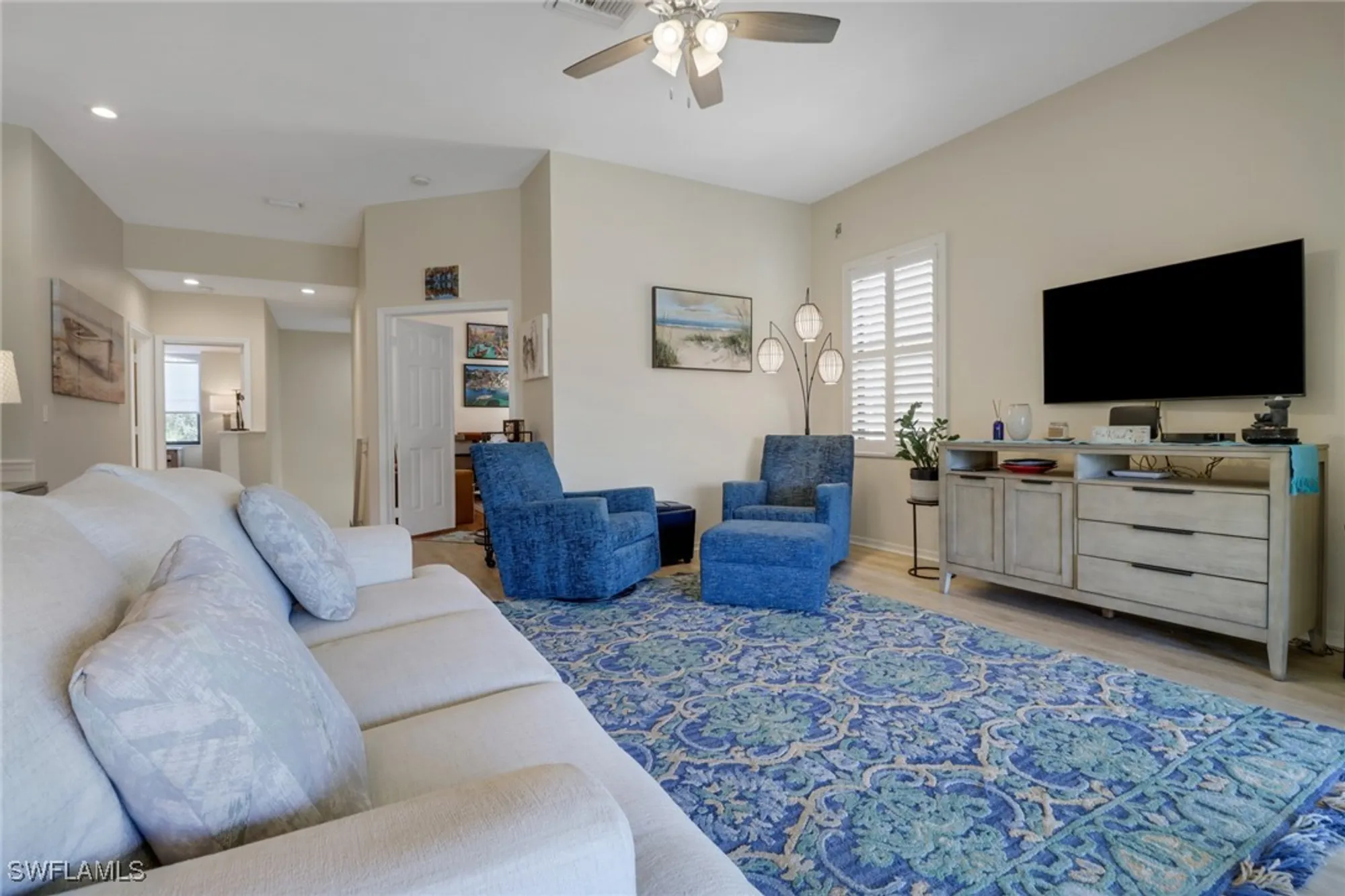 Property Slideshow image 12 of 36 | 184 vintage cir n201, Naples, FL, 34119