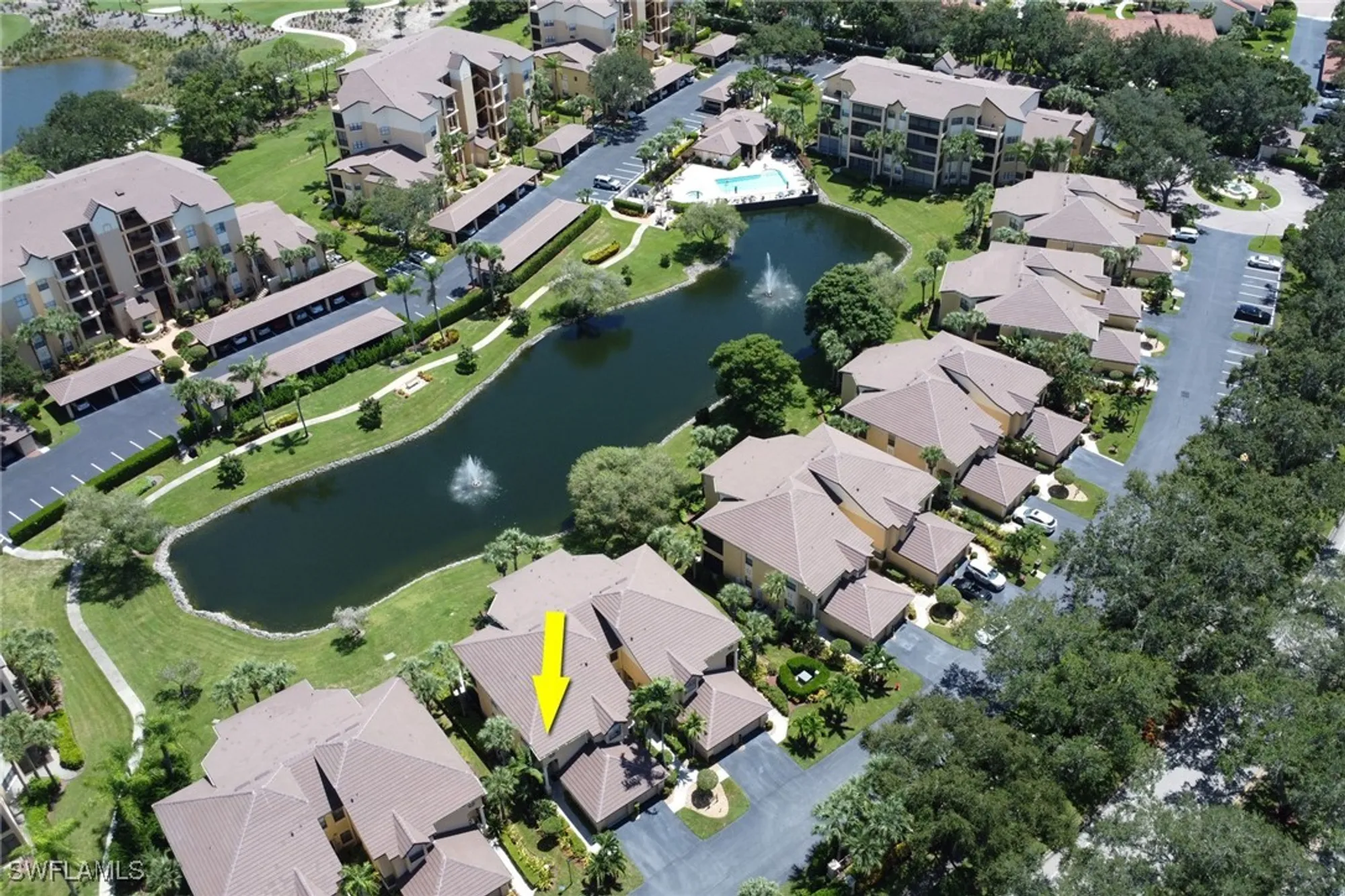 Property Slideshow image 27 of 36 | 184 vintage cir n201, Naples, FL, 34119