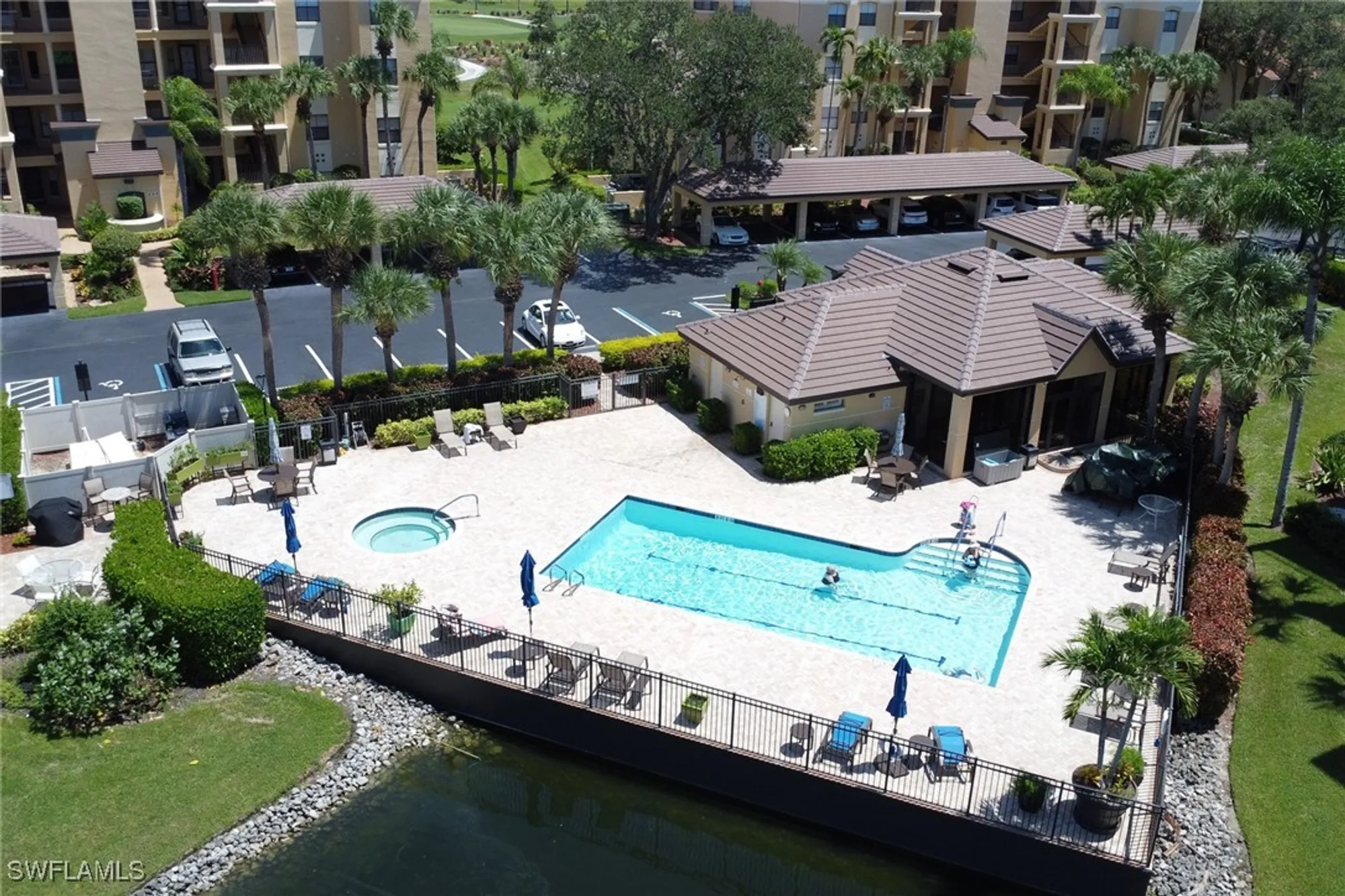 Property Slideshow image 30 of 36 | 184 vintage cir n201, Naples, FL, 34119