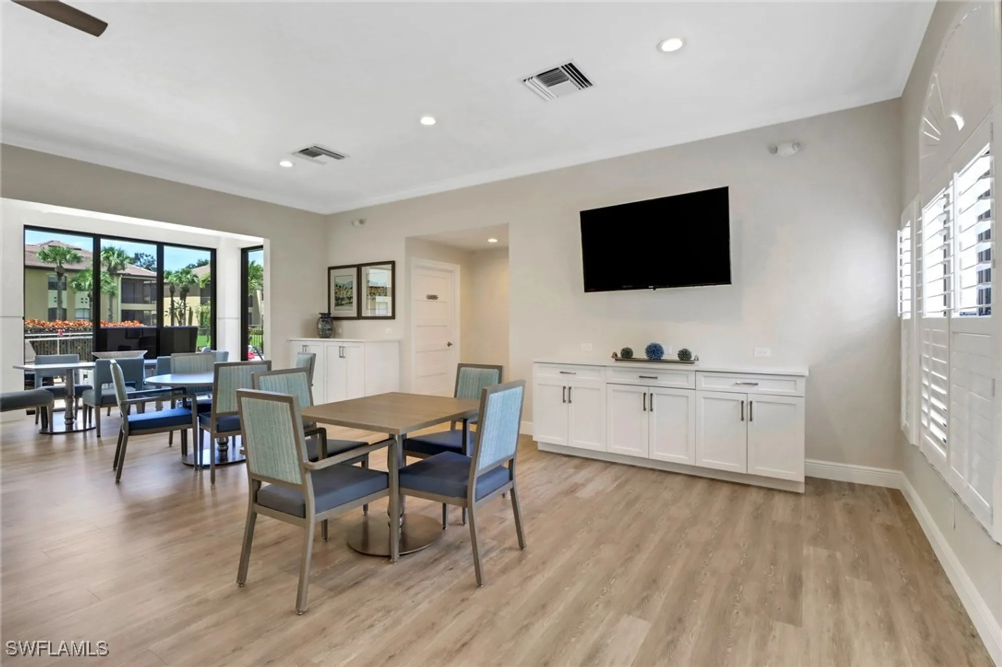 Property Slideshow image 33 of 36 | 184 vintage cir n201, Naples, FL, 34119