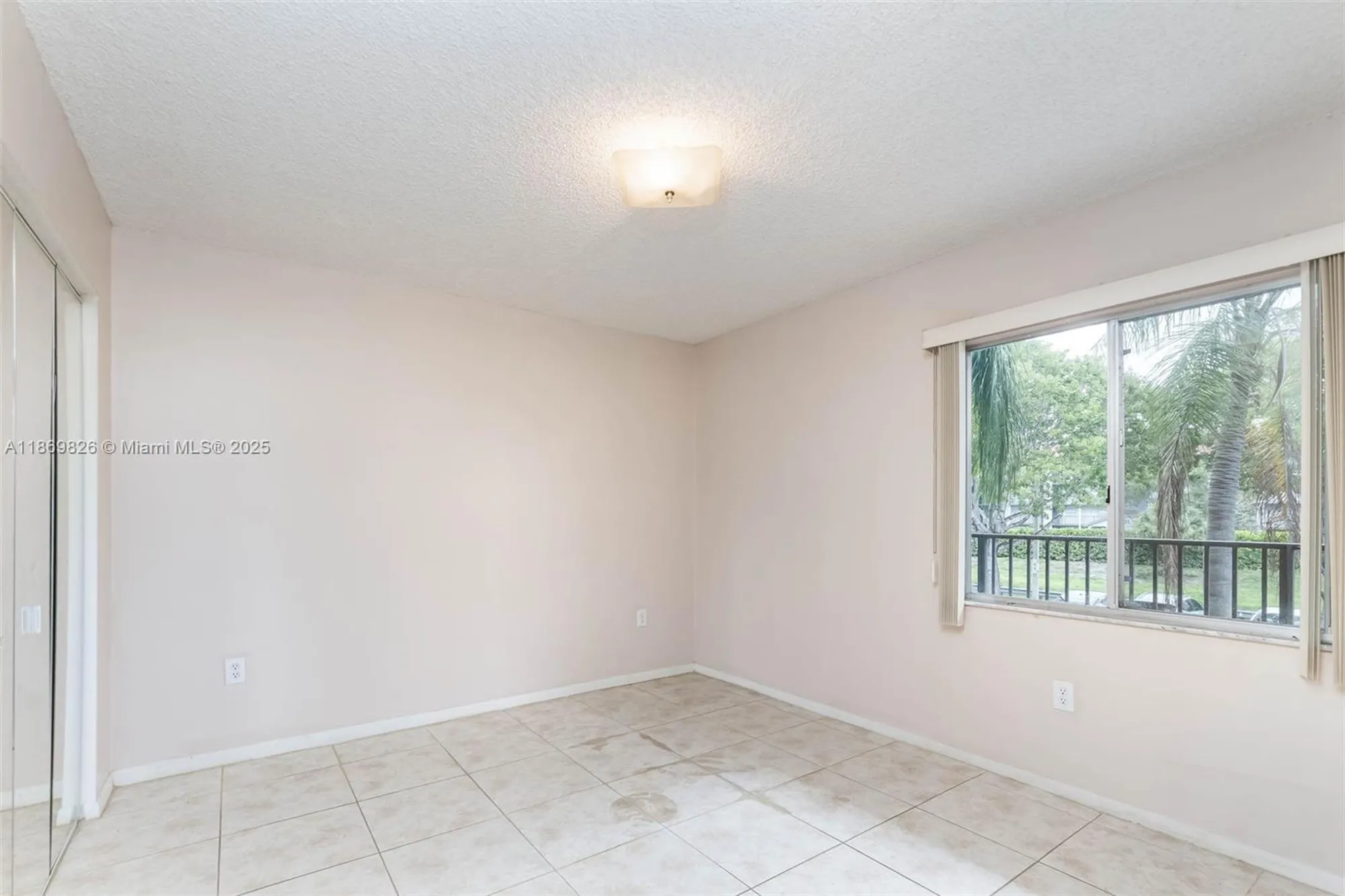 Property Slideshow image 17 of 28 | 12550 sw 15th st 205e, Pembroke Pines, FL, 33027