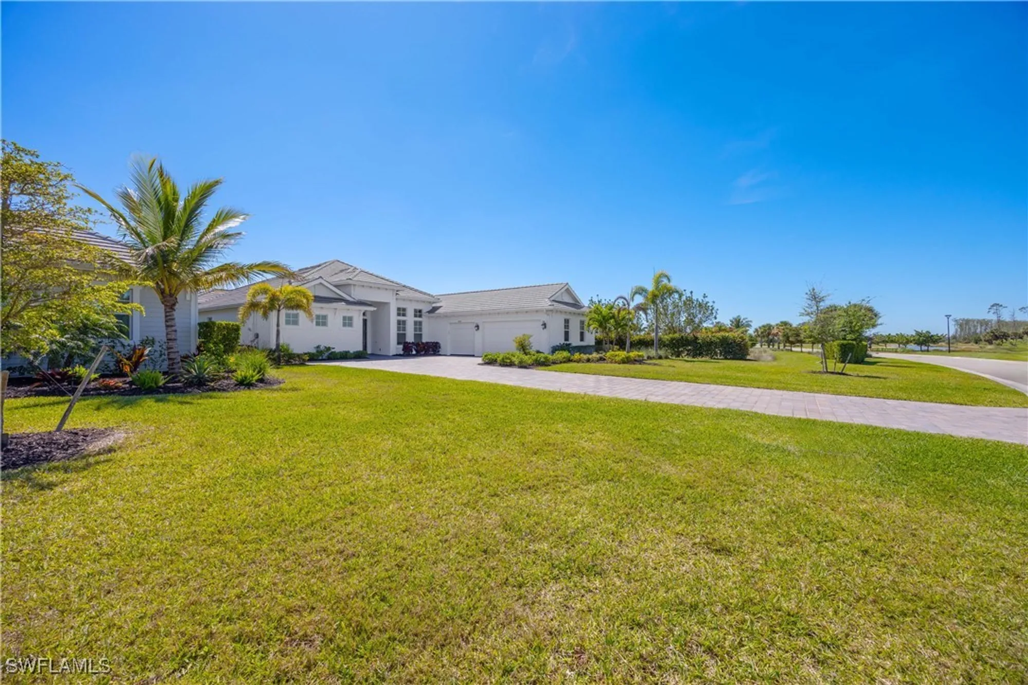 Property Slideshow image 4 of 49 | 18789 wildblue blvd, Fort Myers, FL, 33913