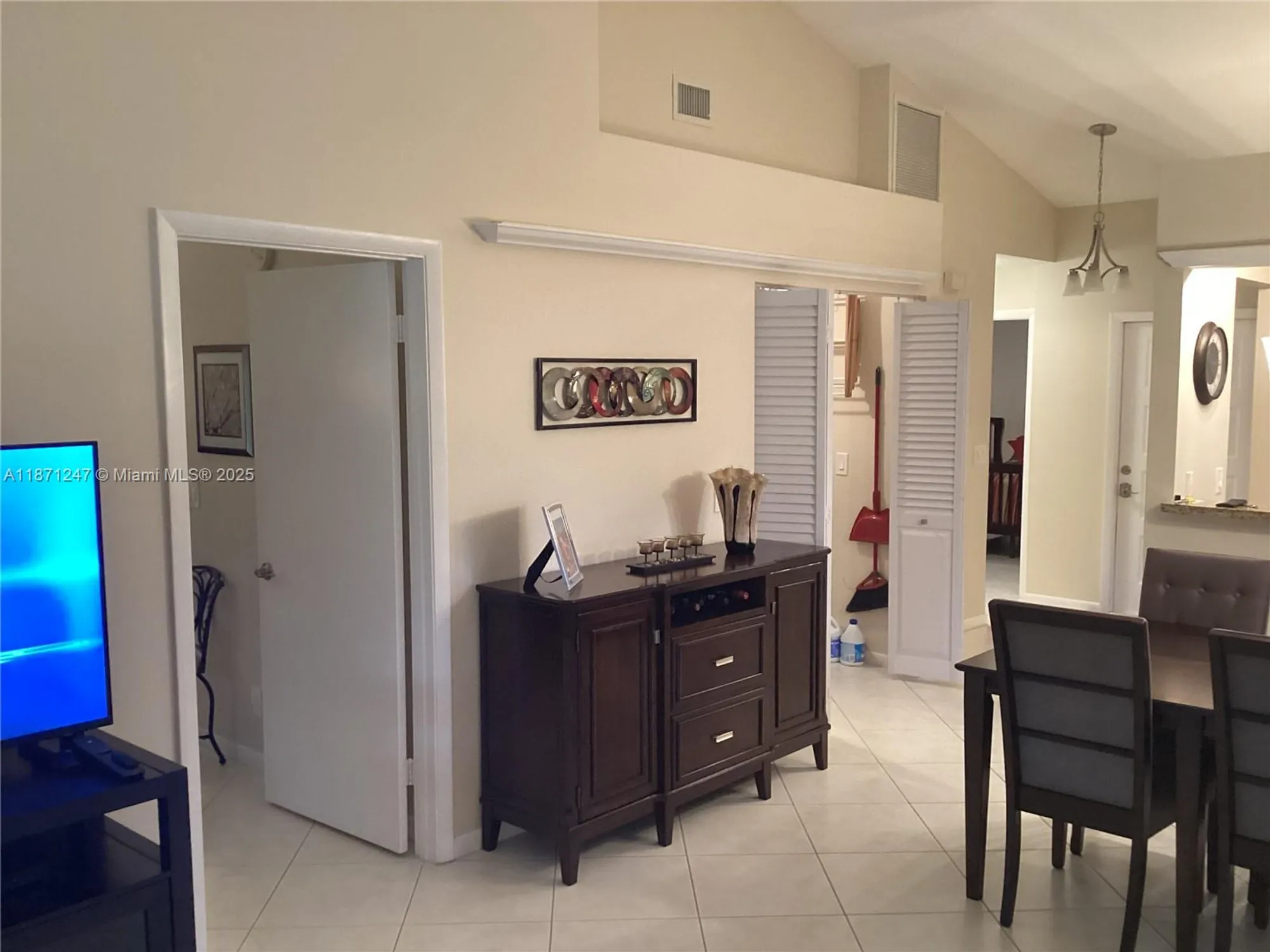 Property Slideshow image 18 of 33 | 10893 stafford cir, Boynton Beach, FL, 33436