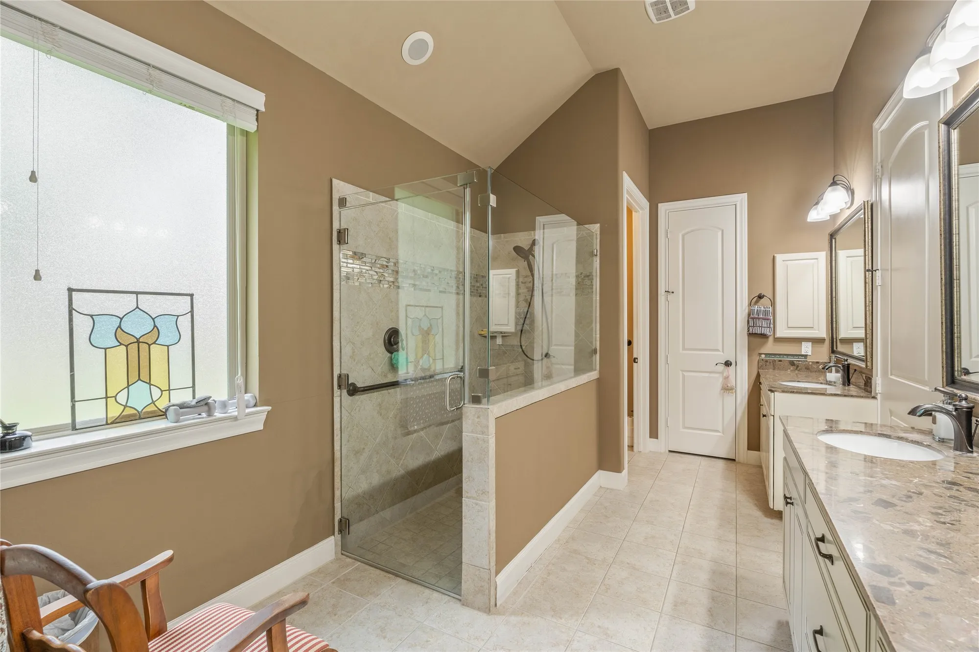 Property Slideshow image 19 of 39 | 149 bellardia ct, Montgomery, TX, 77316